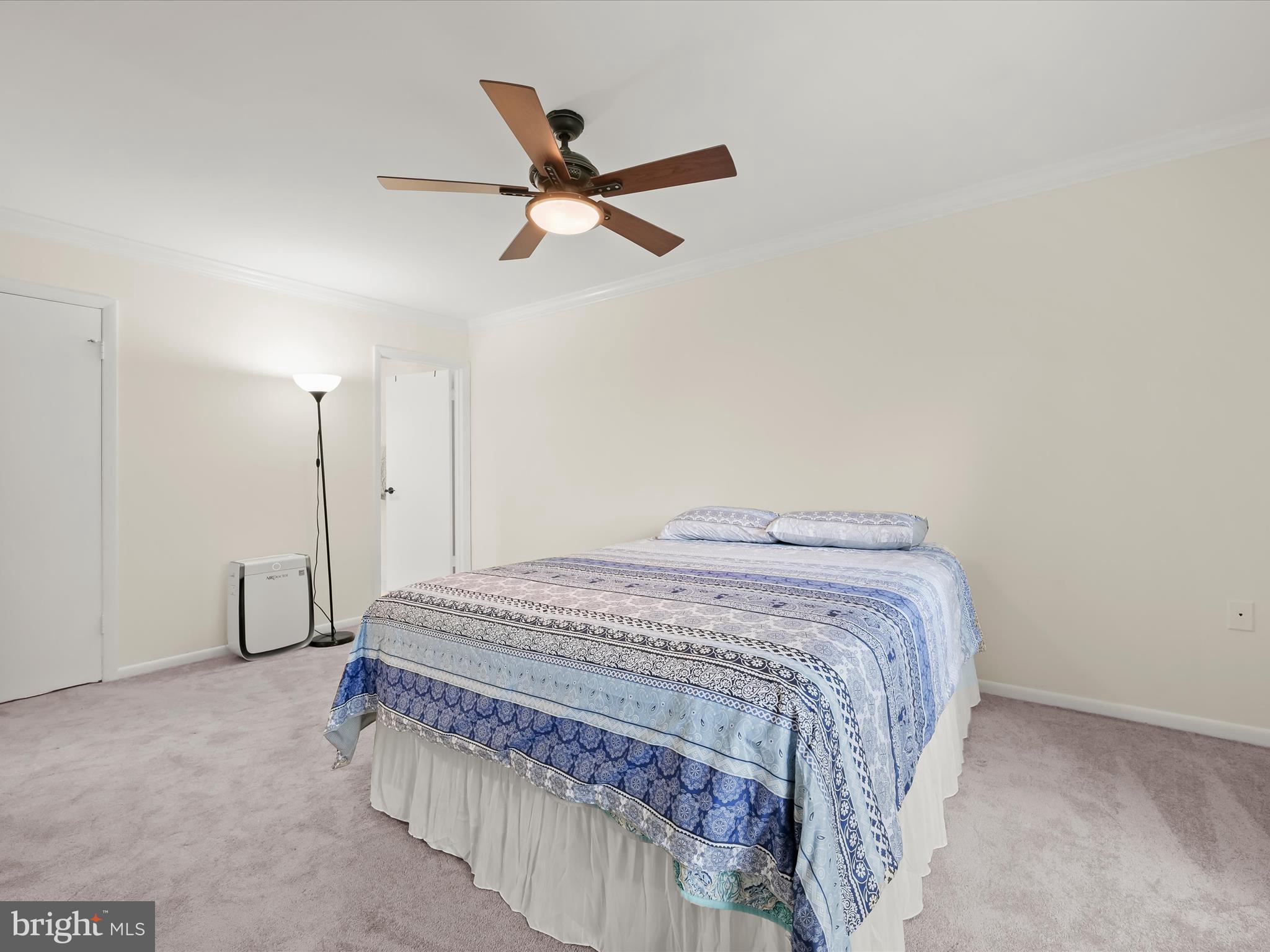 MOUNT WASHINGTON - Residential