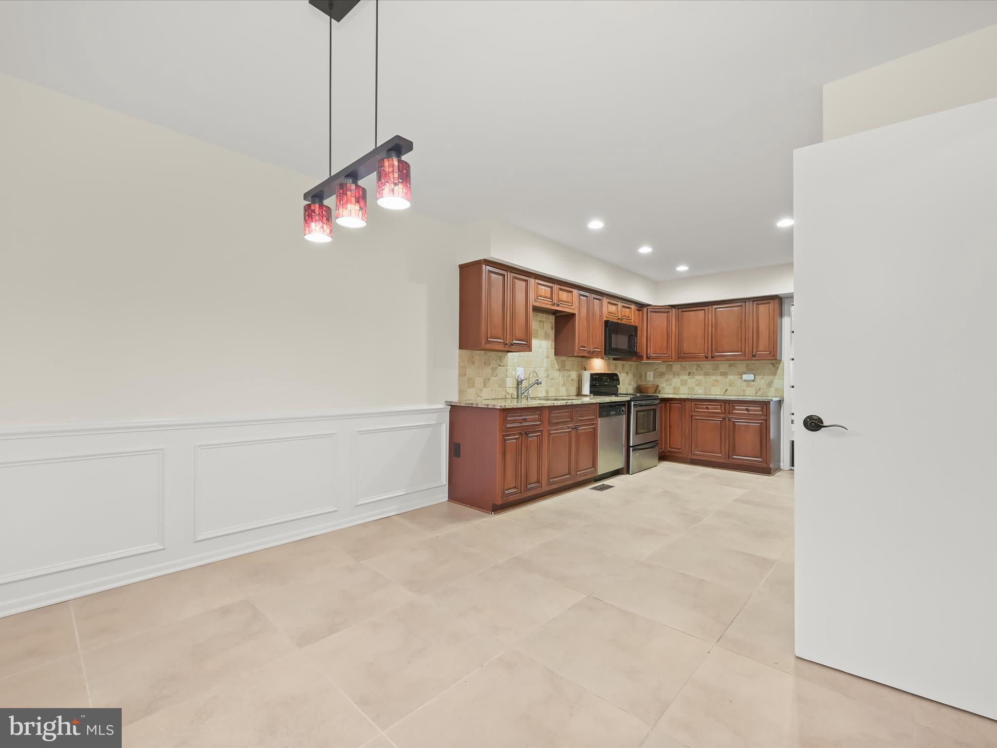 MOUNT WASHINGTON - Residential