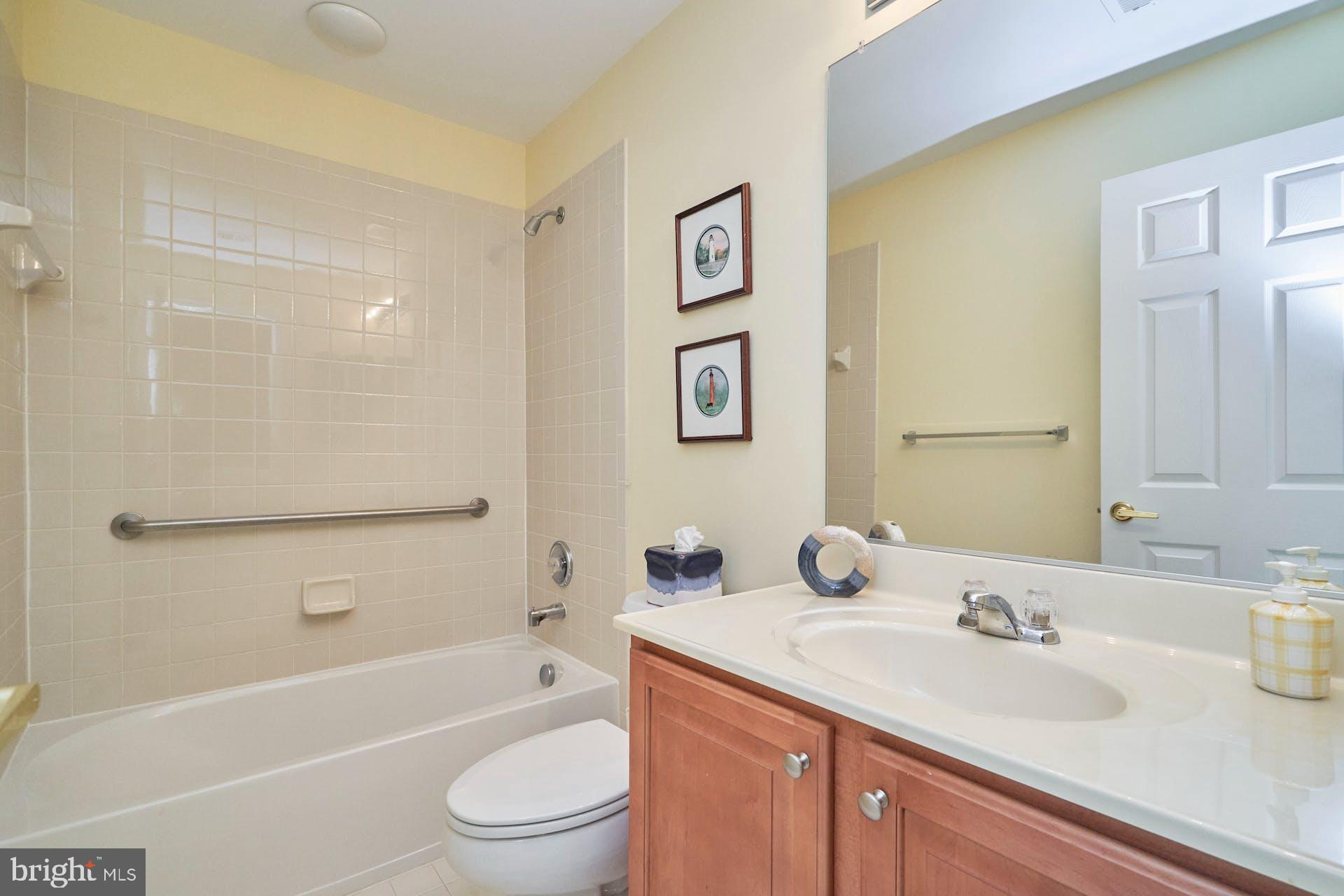 HERITAGE HUNT - Residential