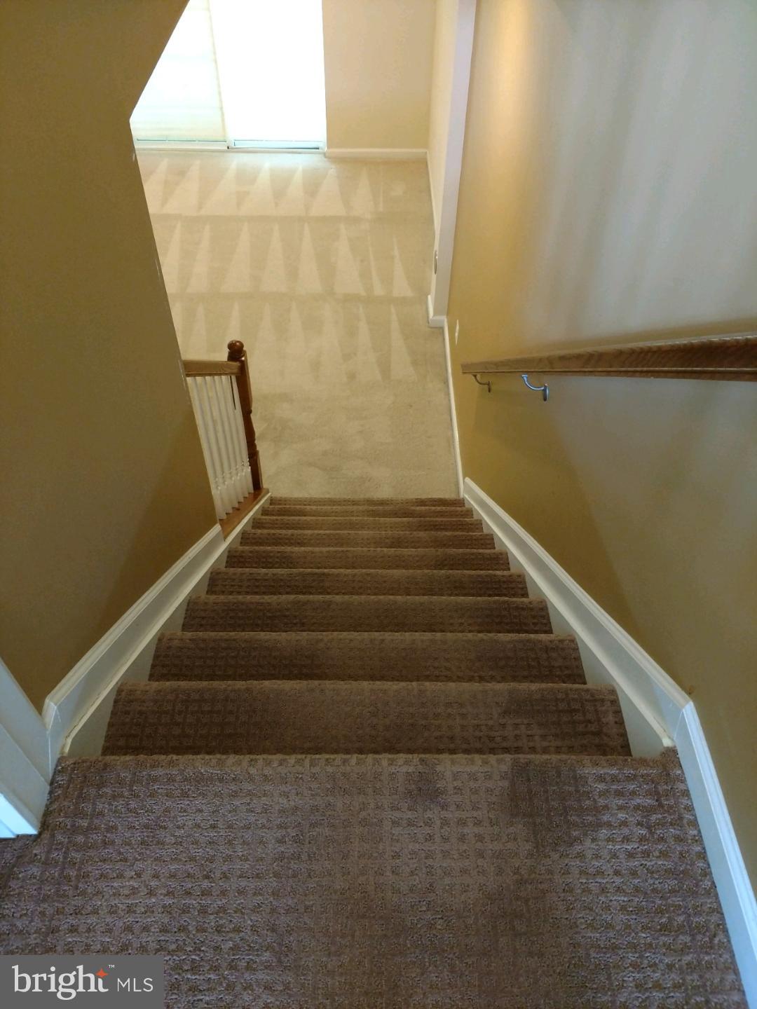 CHELSEA MANOR - Residential Lease