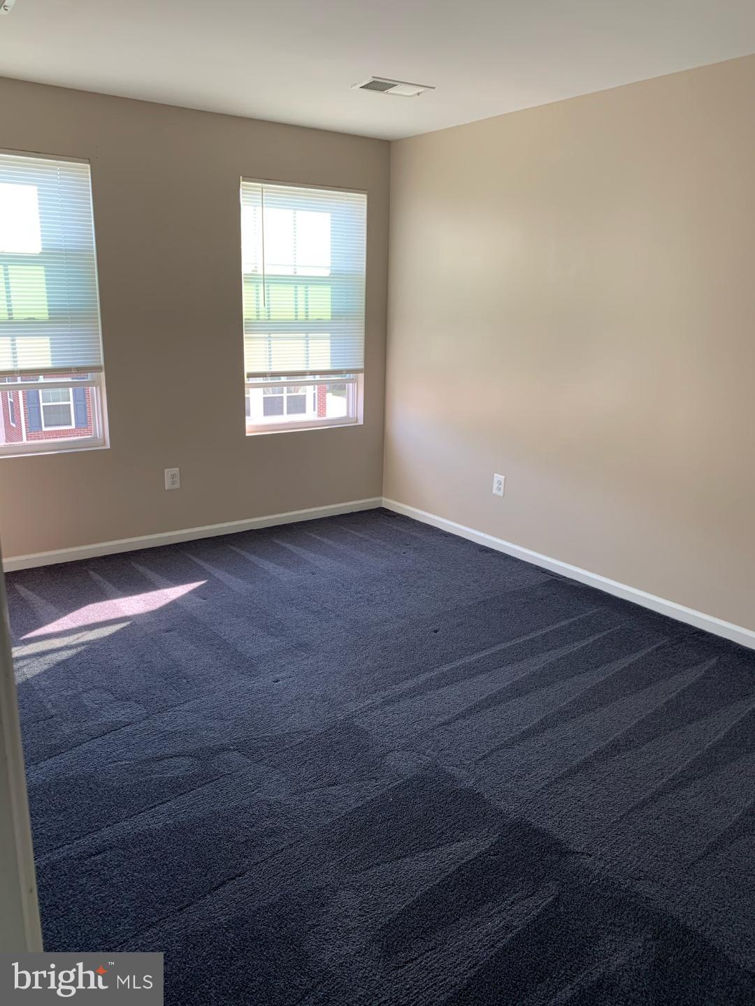 CHELSEA MANOR - Residential Lease