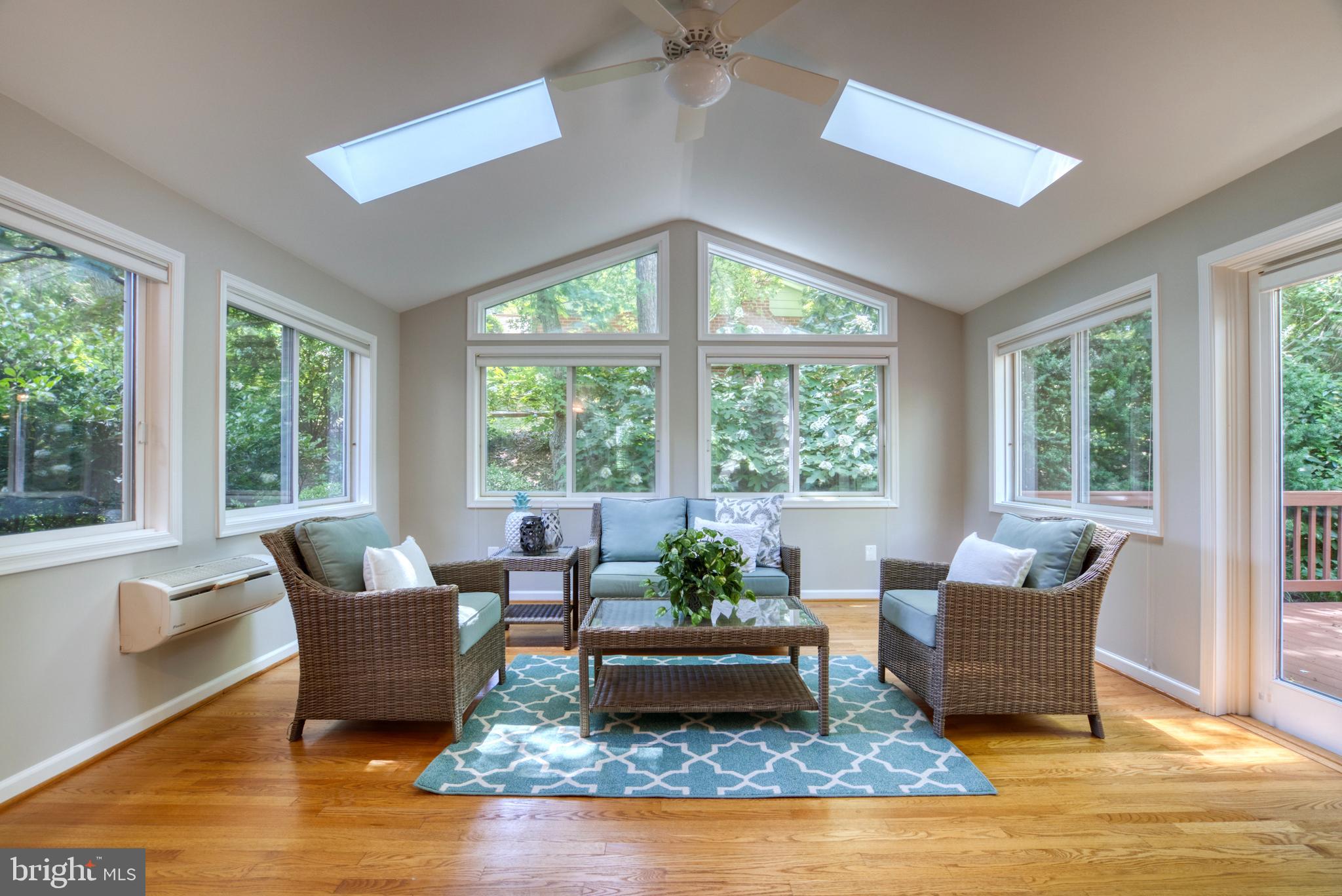 ORANGE HUNT ESTATES - Residential