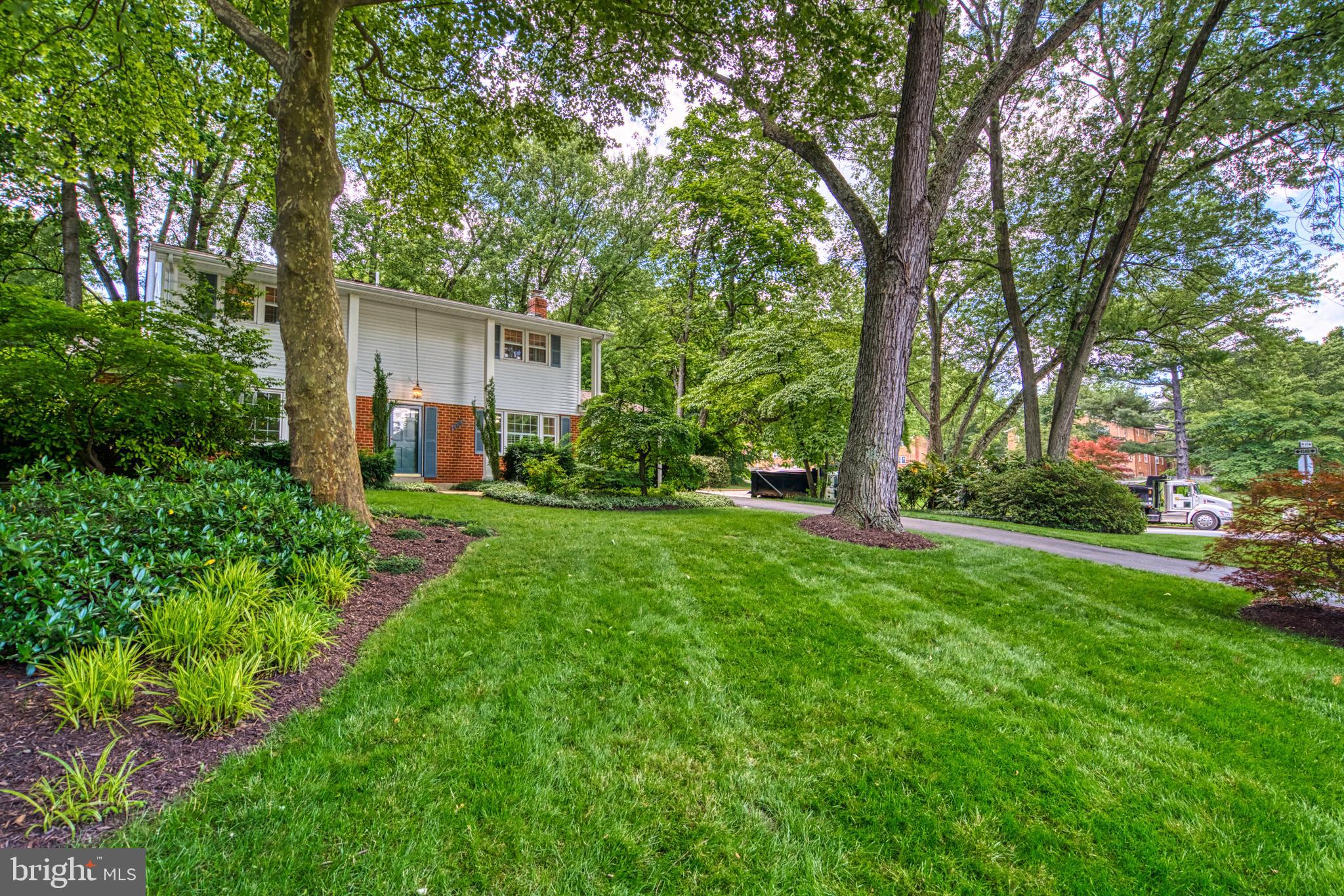 ORANGE HUNT ESTATES - Residential