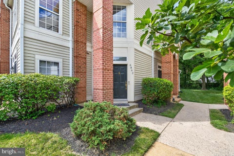 Photo of 6862 Brindle Heath Way #202, ALEXANDRIA, VA 22315 (MLS # VAFX2319316)