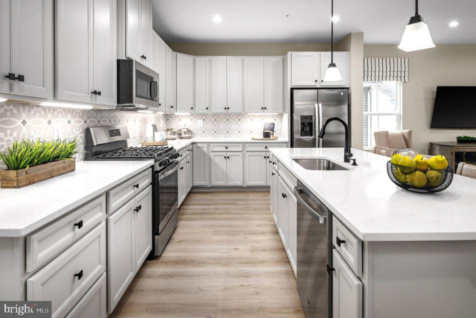 1401 POTOMAC VIEW PARKWAY