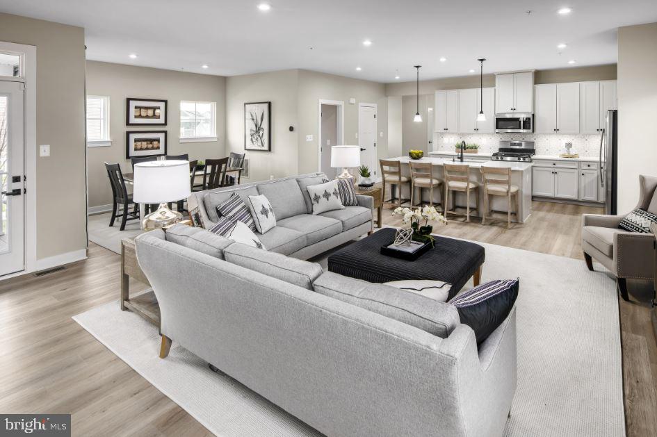 1401 POTOMAC VIEW PARKWAY