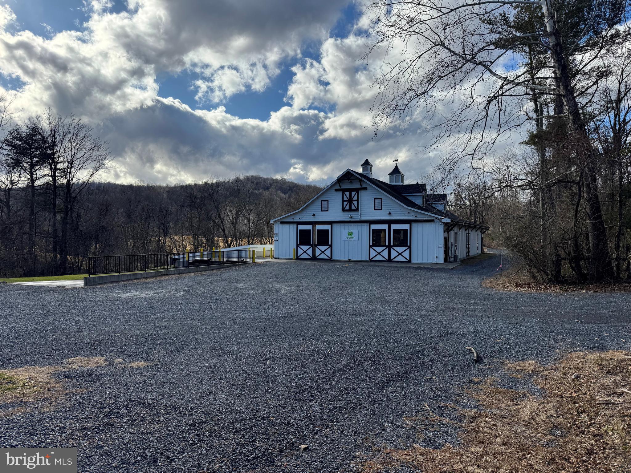 12055 JOHN MARSHALL HIGHWAY