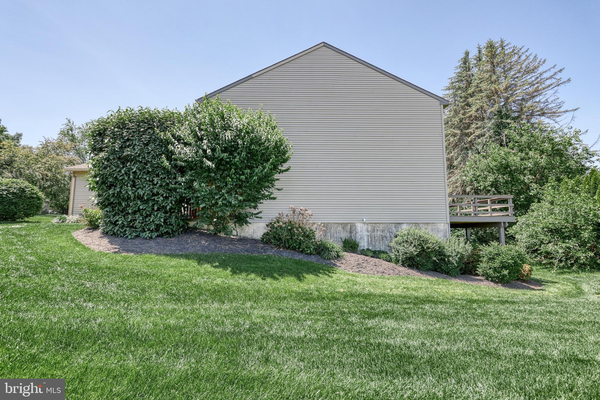 180 OAK RIDGE LANE 180