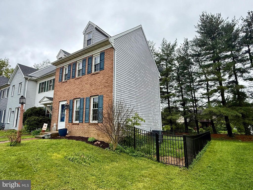 Photo of 126 Chukar Court, LITITZ, PA 17543 (MLS # PALA2069702)