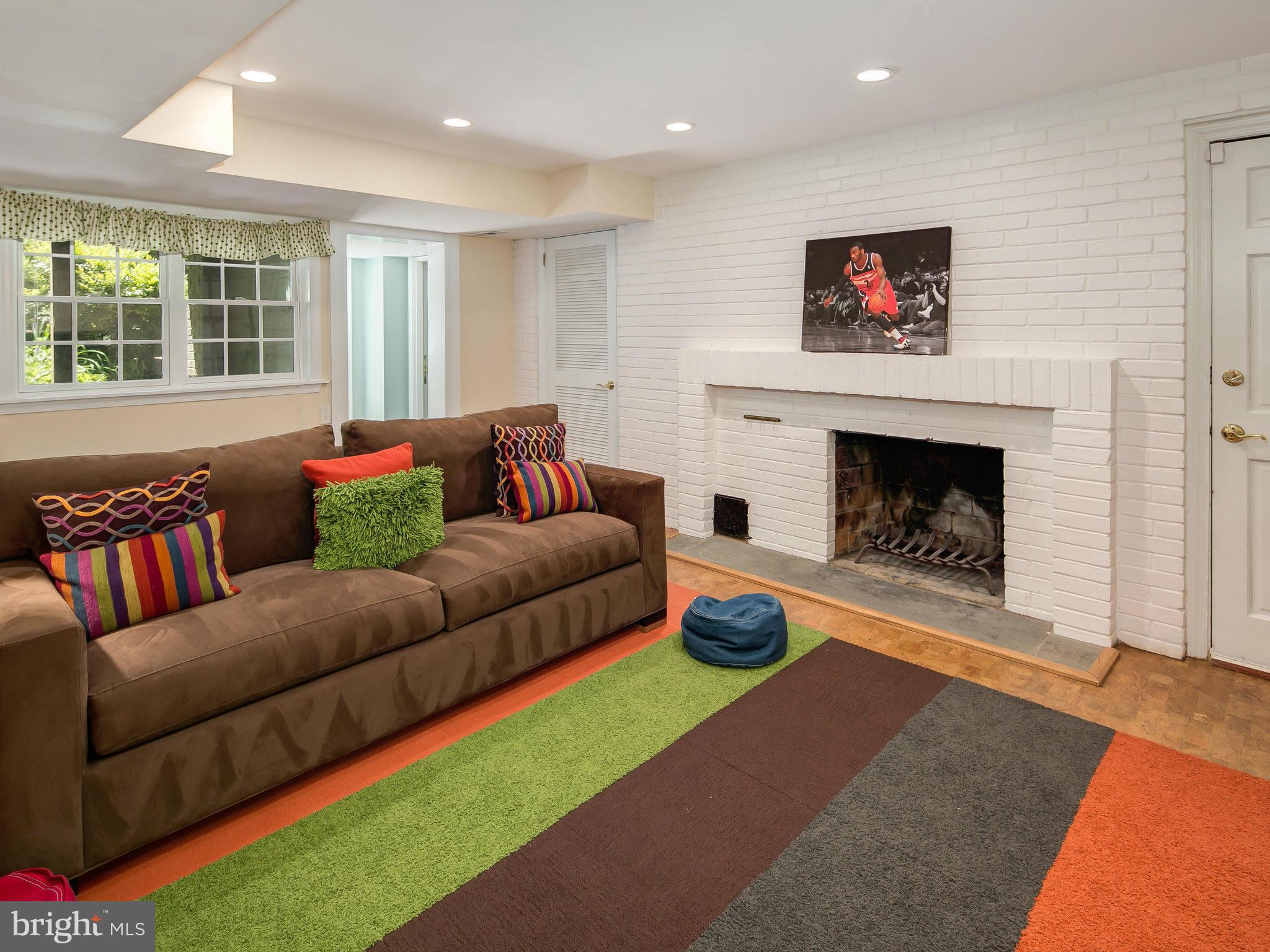 GLEN ECHO HEIGHTS - Residential