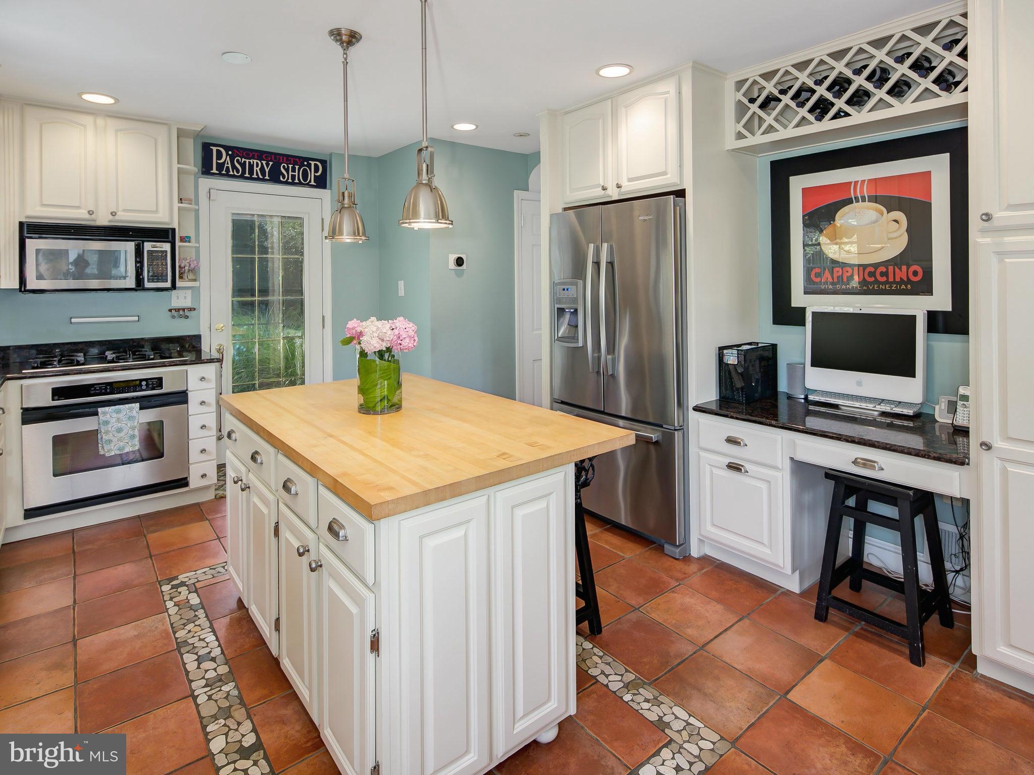 GLEN ECHO HEIGHTS - Residential