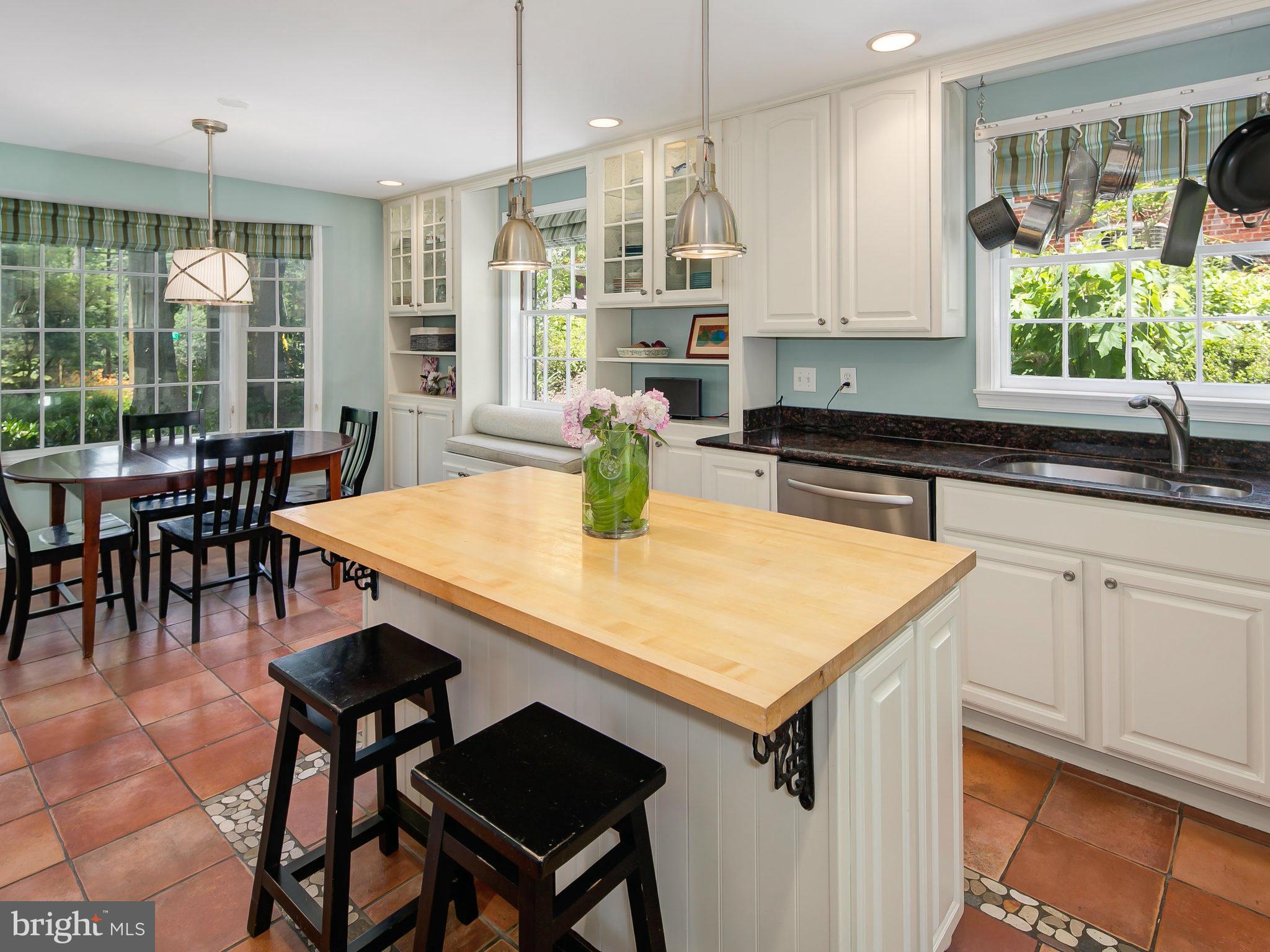 GLEN ECHO HEIGHTS - Residential