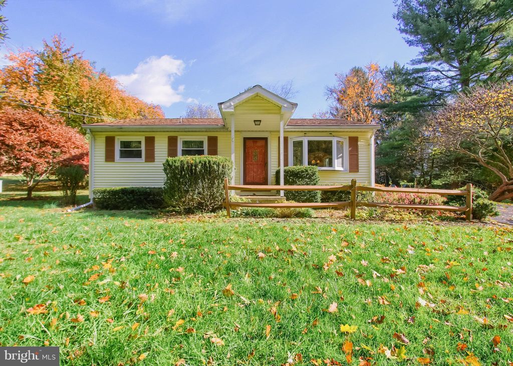 Photo of 740 Shady Drive, HARRISBURG, PA 17111 (MLS # PADA2051240)