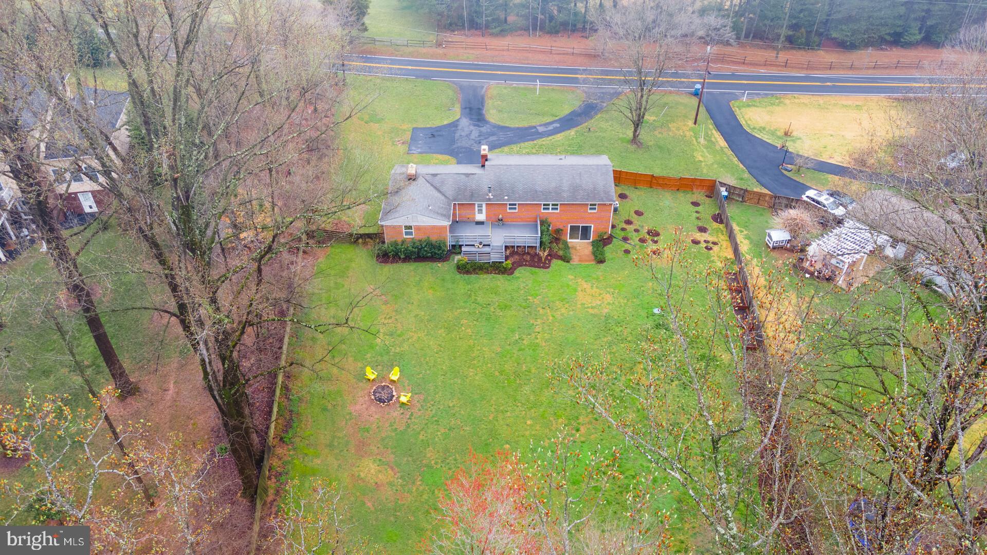 STILLWELL KNOLLS - Residential