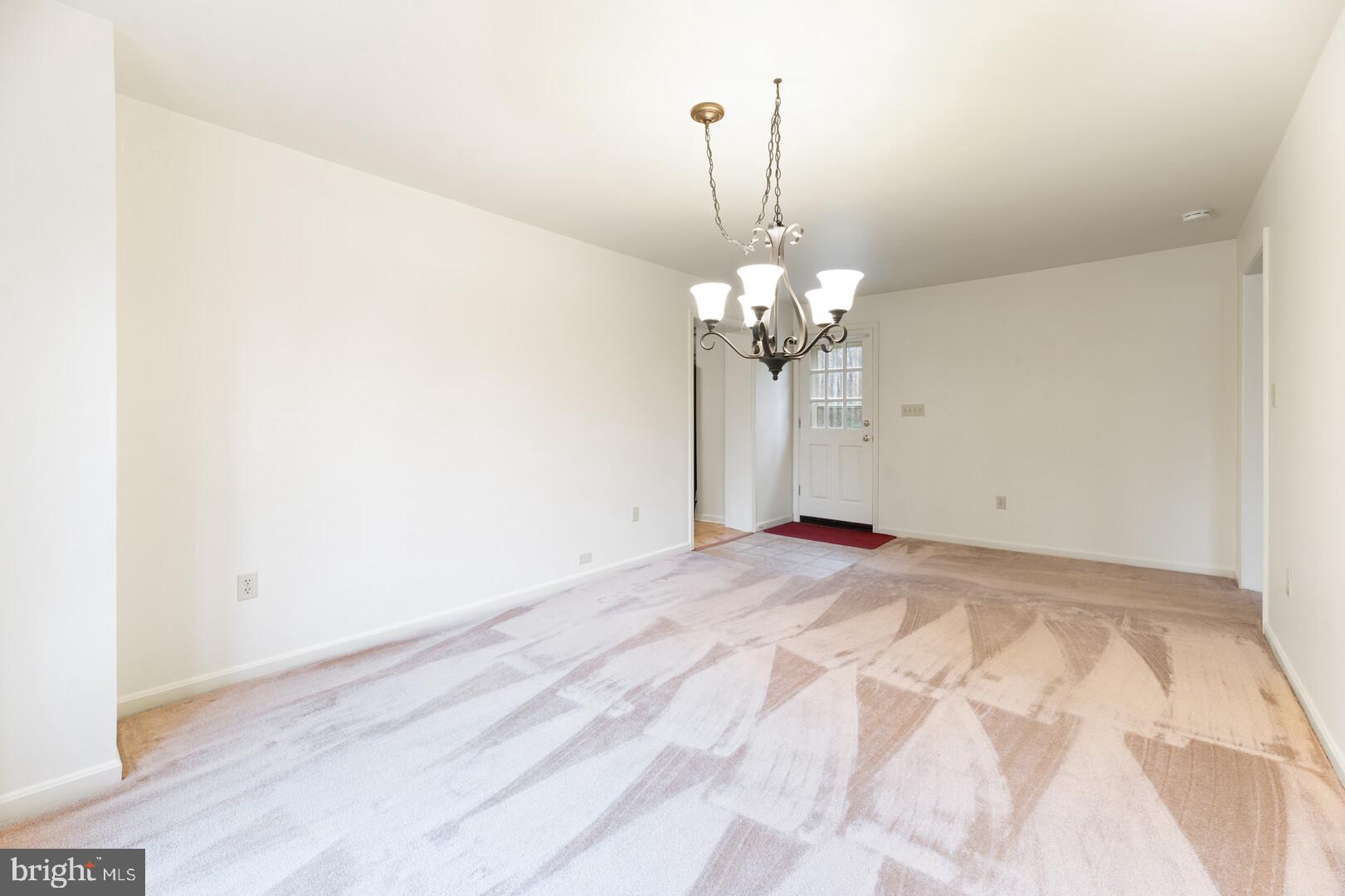 STILLWELL KNOLLS - Residential