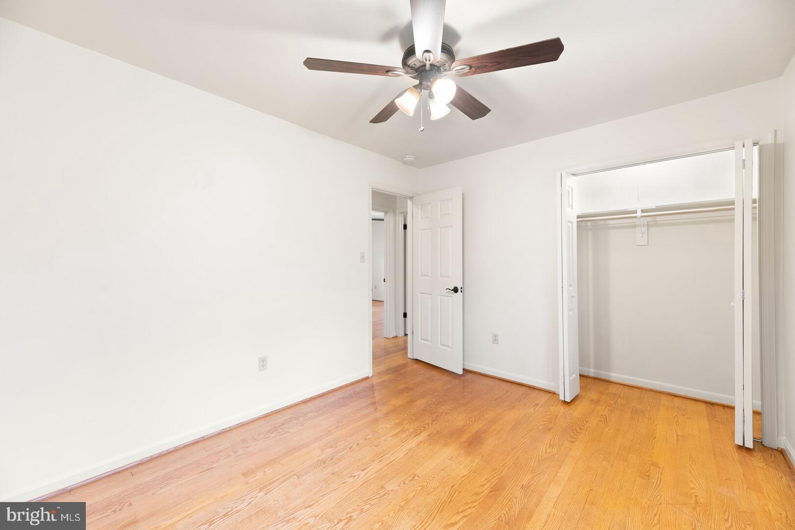 STILLWELL KNOLLS - Residential