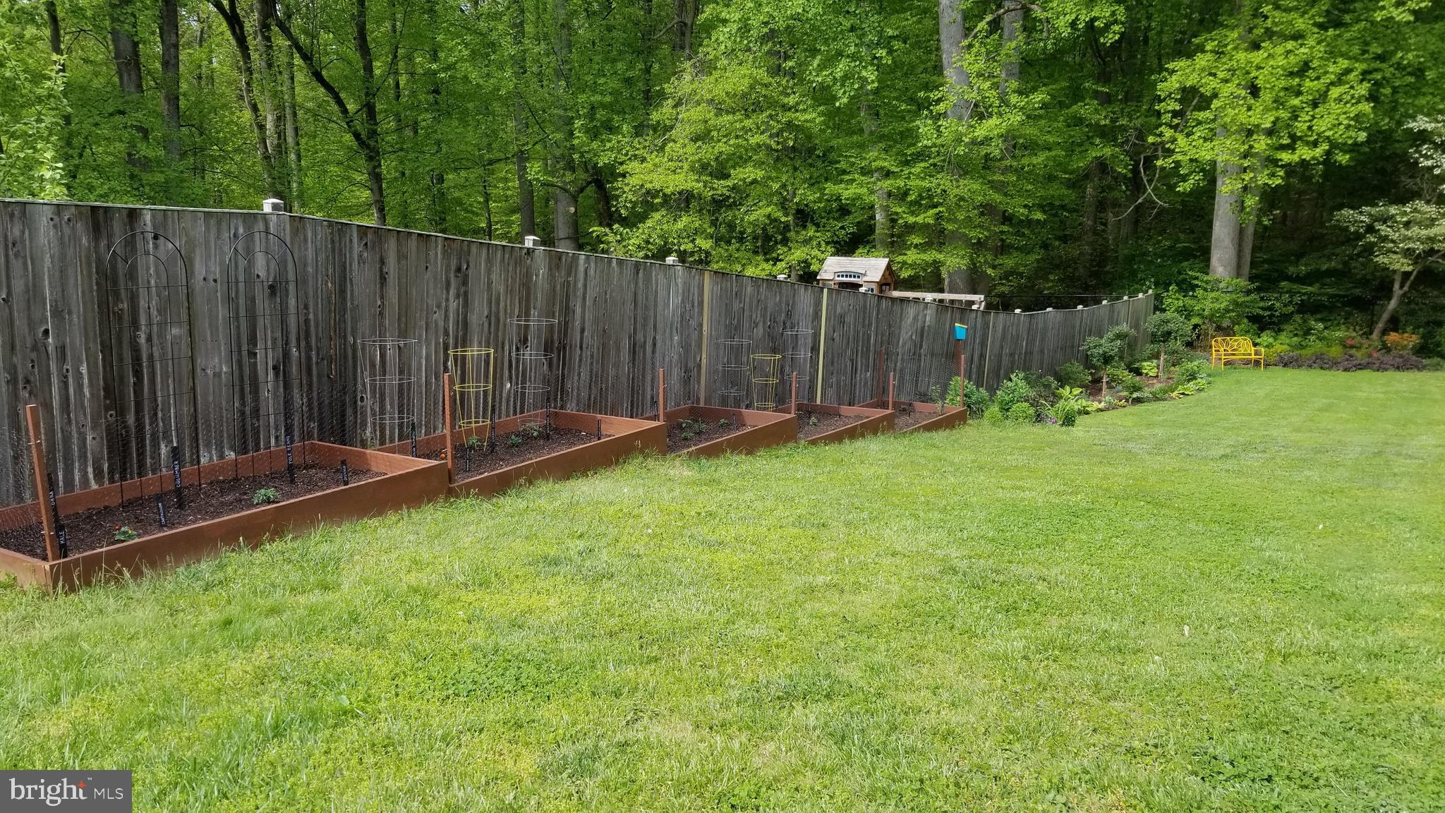 STILLWELL KNOLLS - Residential