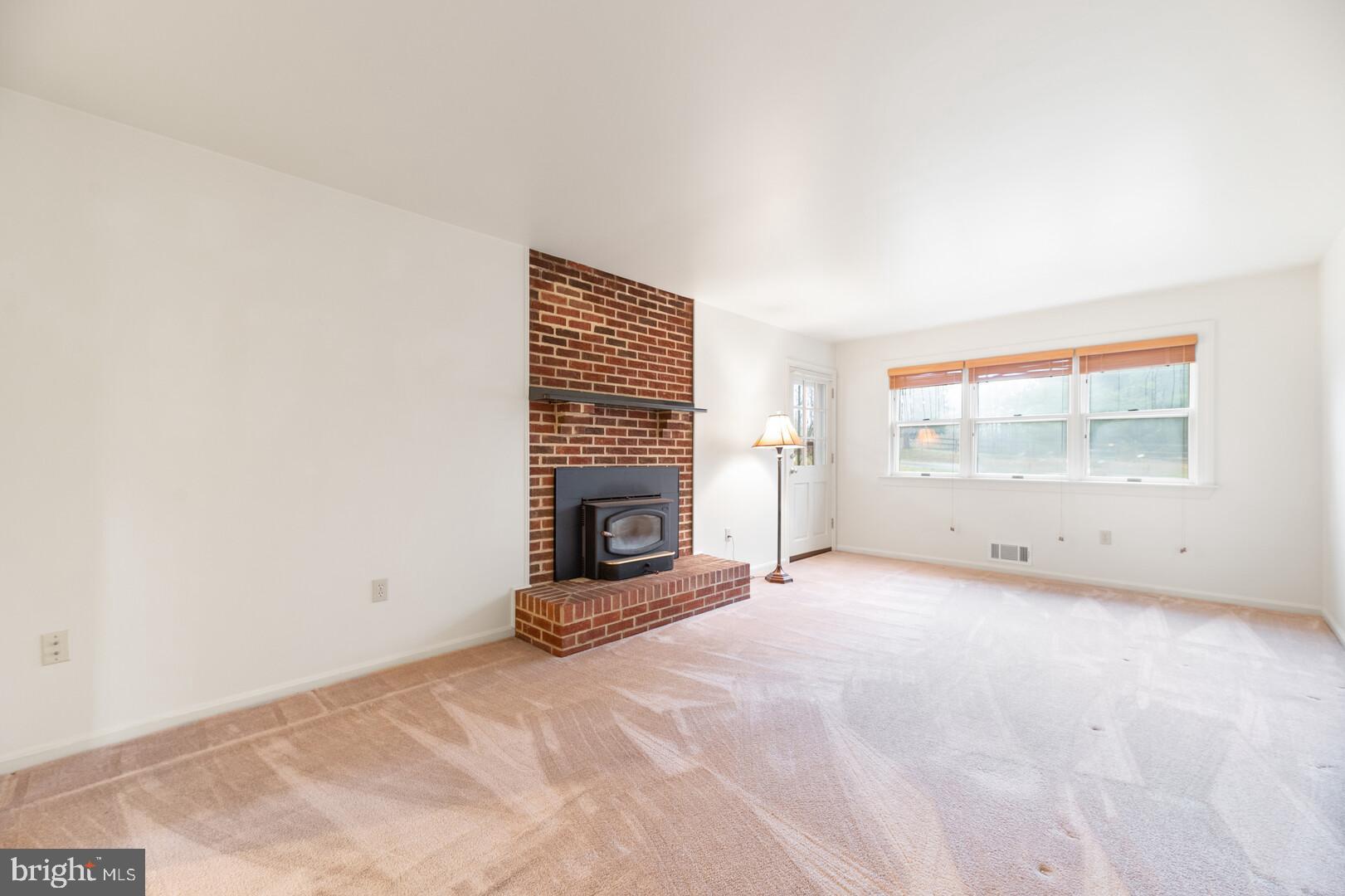 STILLWELL KNOLLS - Residential