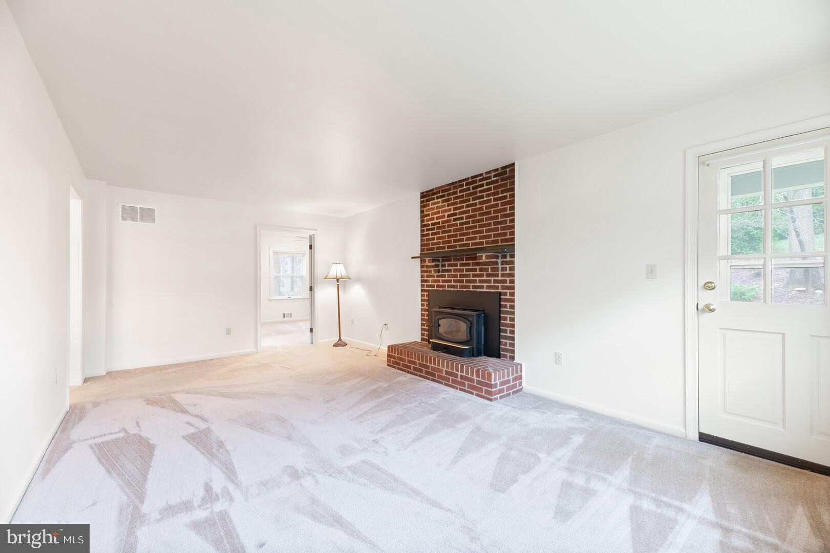 STILLWELL KNOLLS - Residential