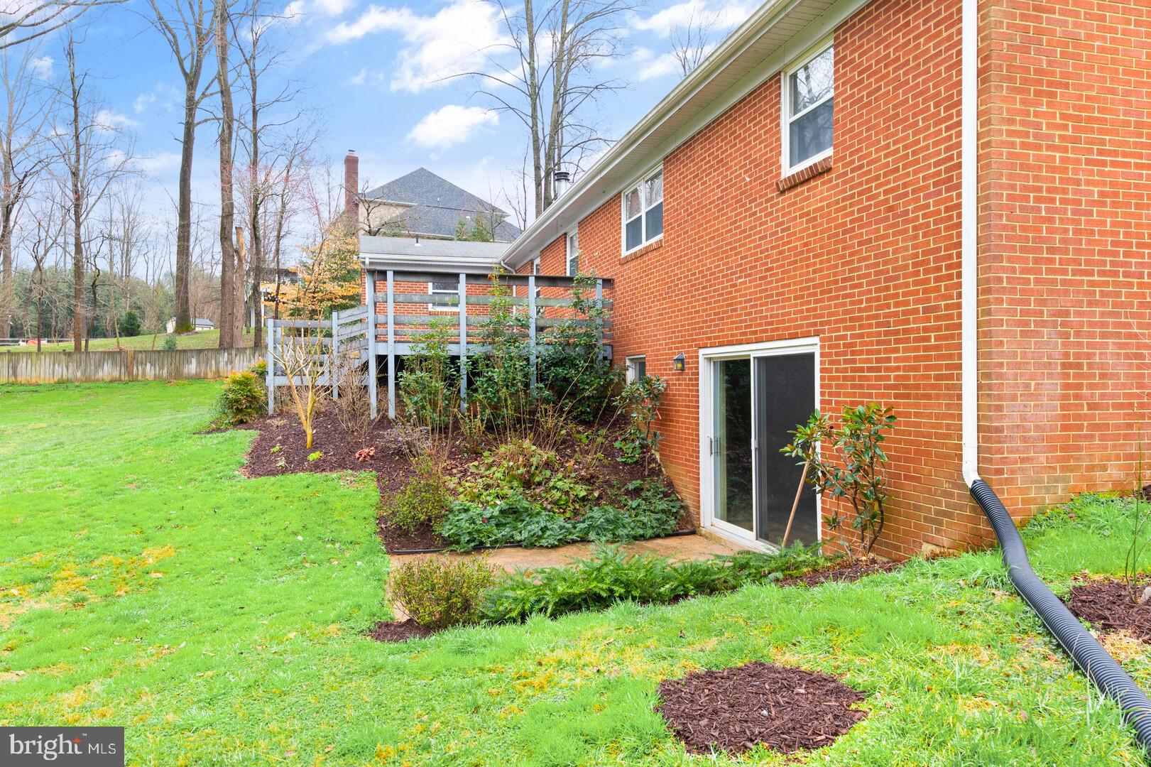 STILLWELL KNOLLS - Residential