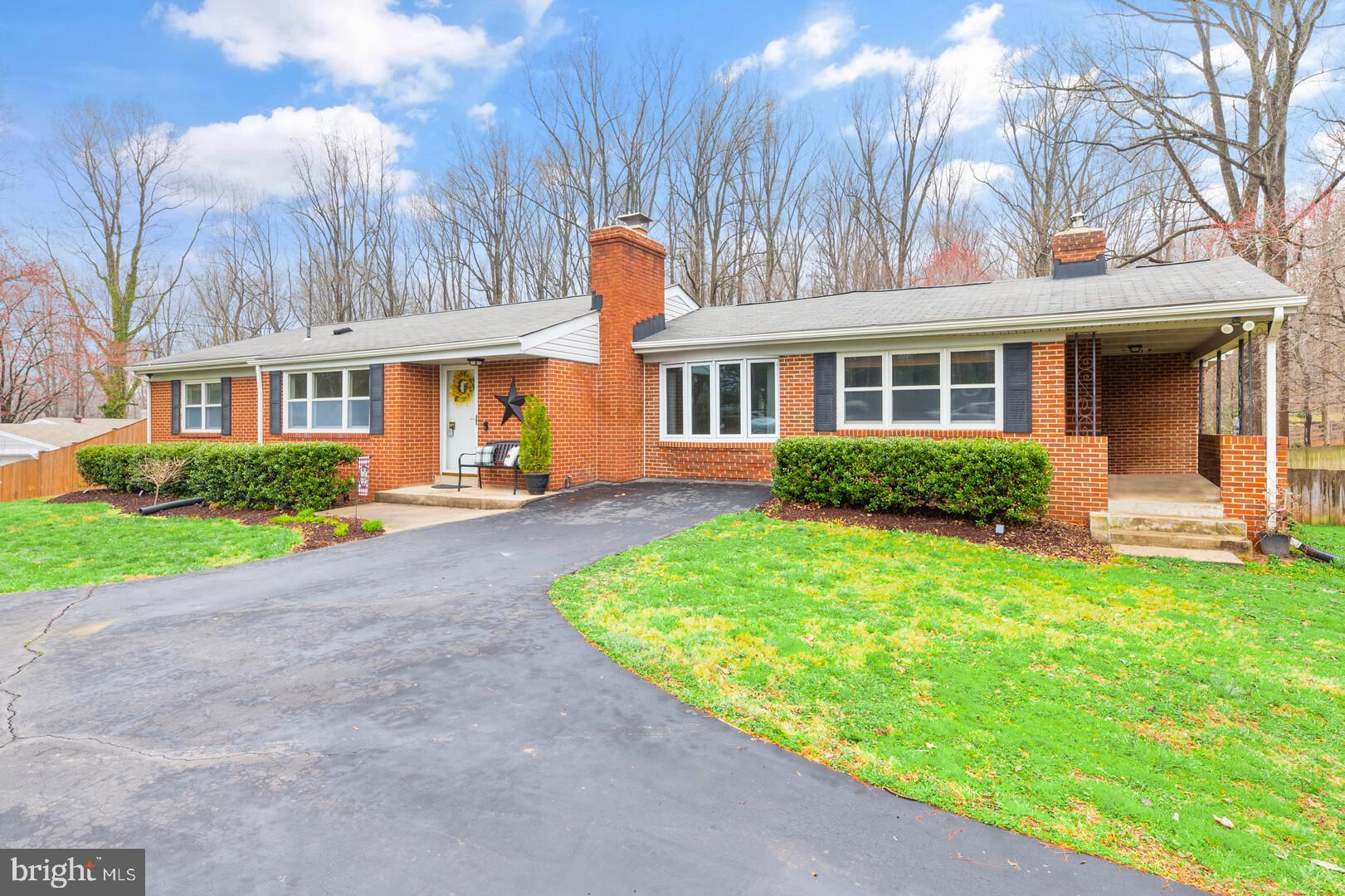 STILLWELL KNOLLS - Residential