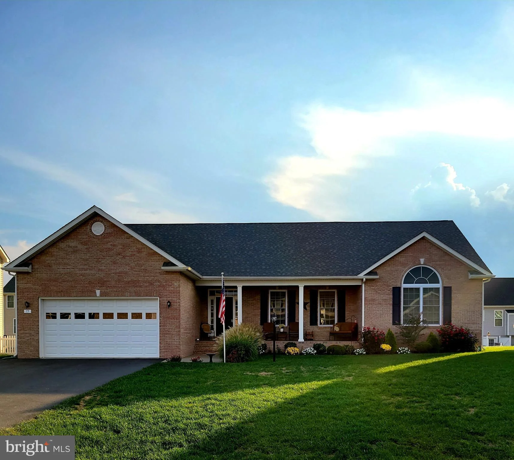 77 Azera Drive, Inwood, WV 25428