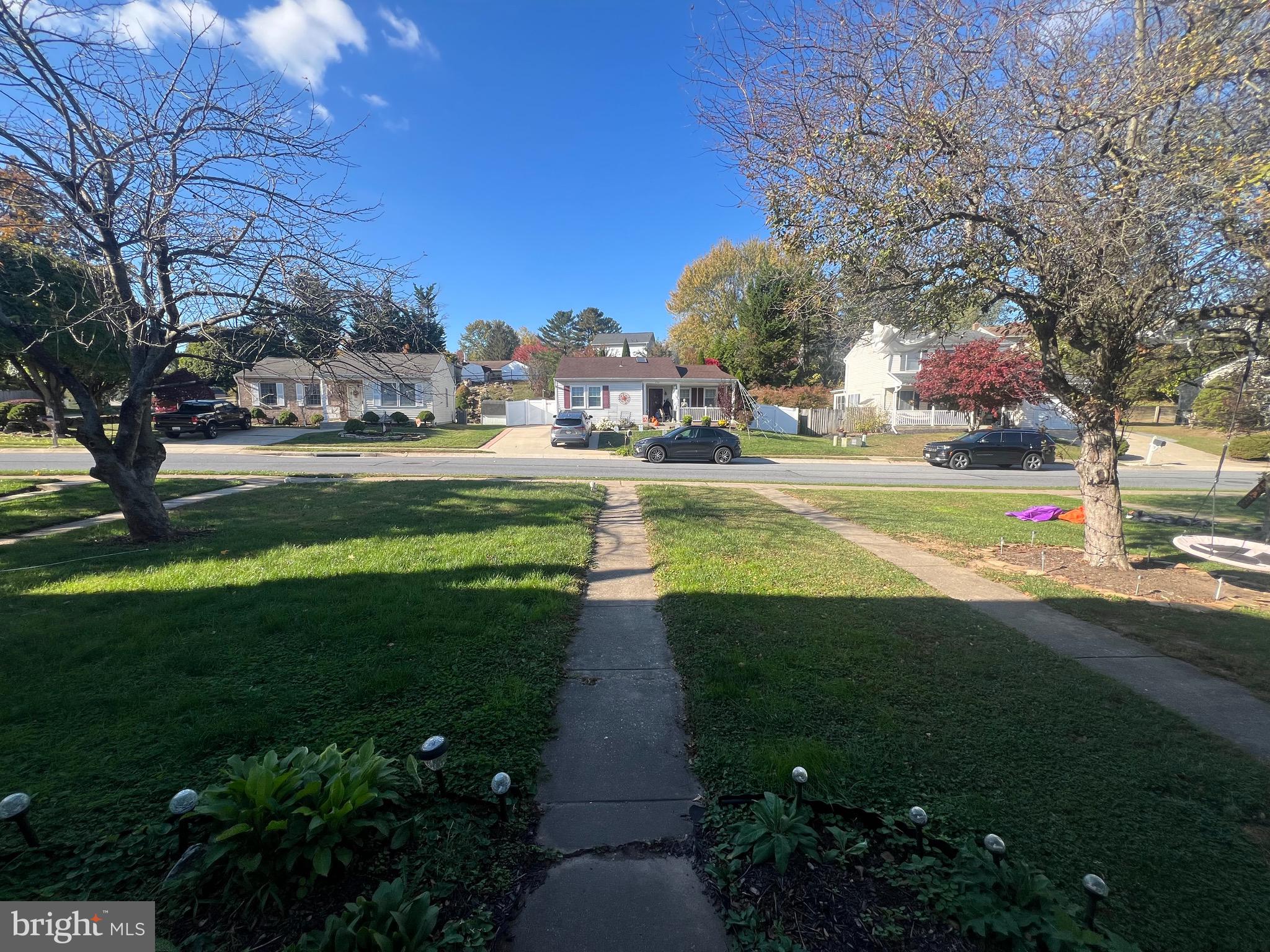 HAMPSTEAD - Residential