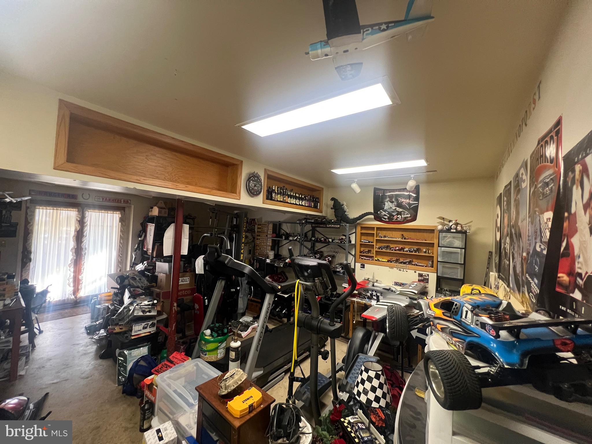 HAMPSTEAD - Residential