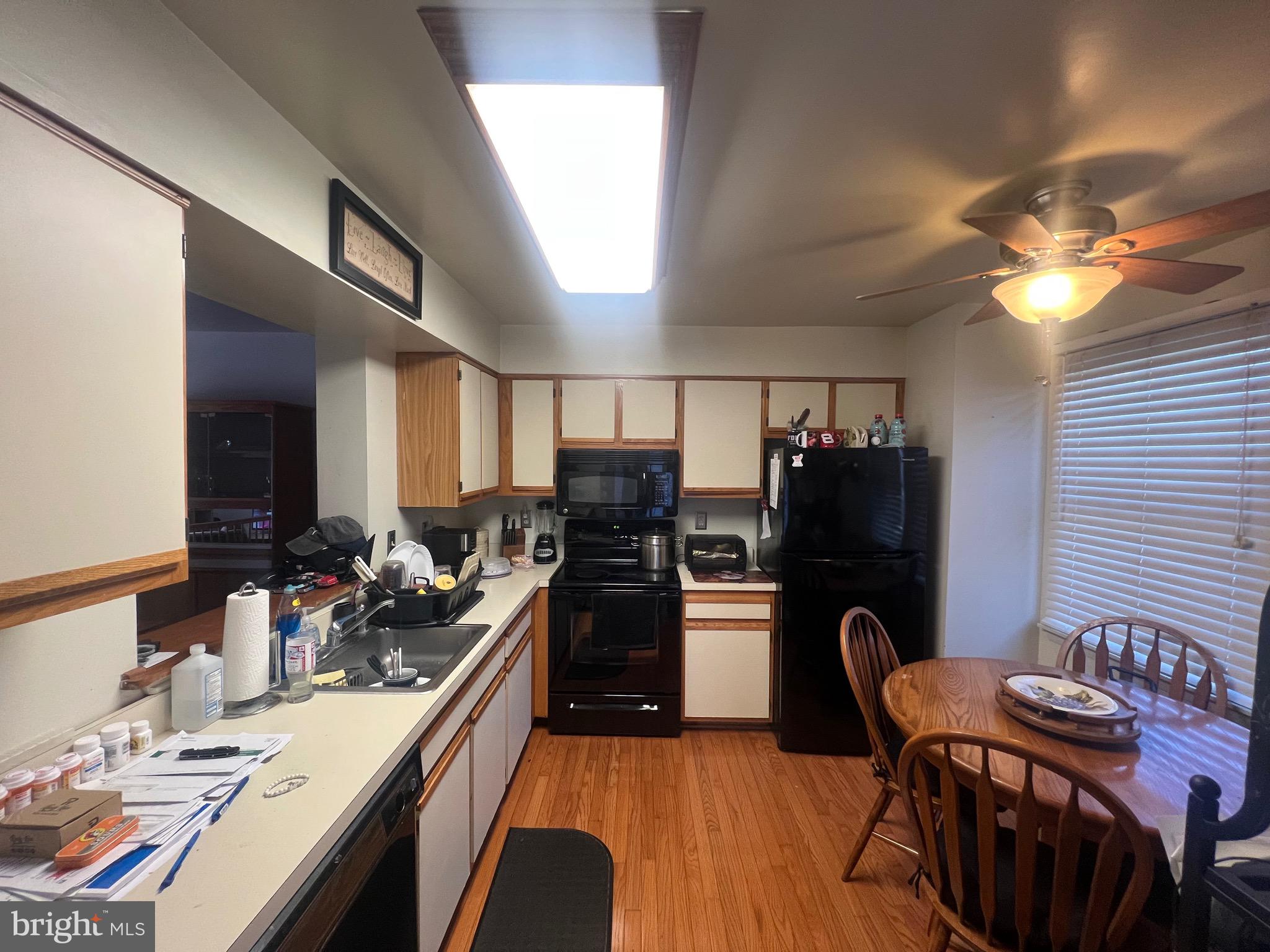 HAMPSTEAD - Residential