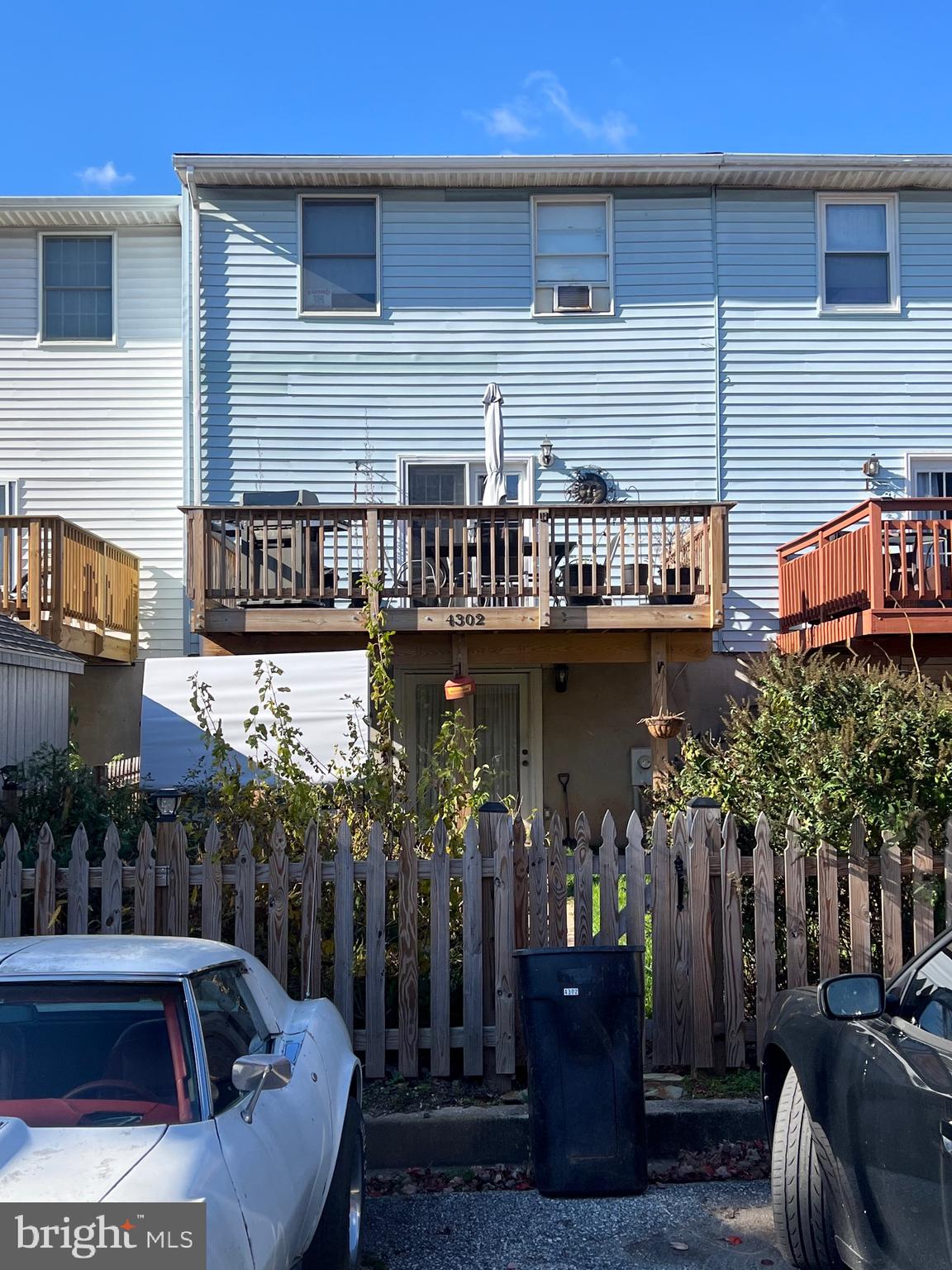 HAMPSTEAD - Residential