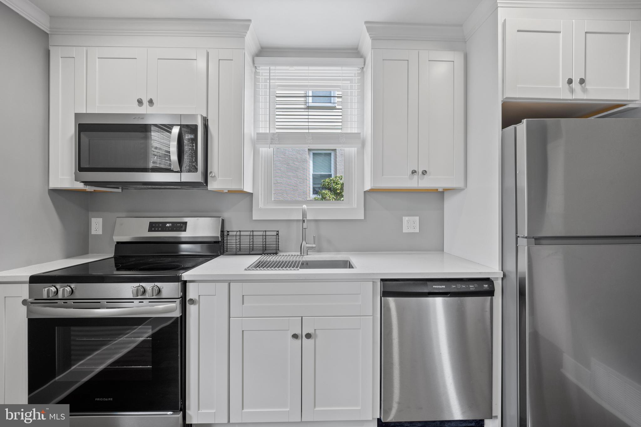 GLENSIDE - Residential Lease