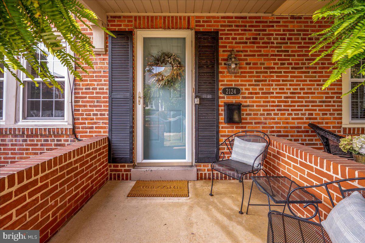 2124 GILLES STREET