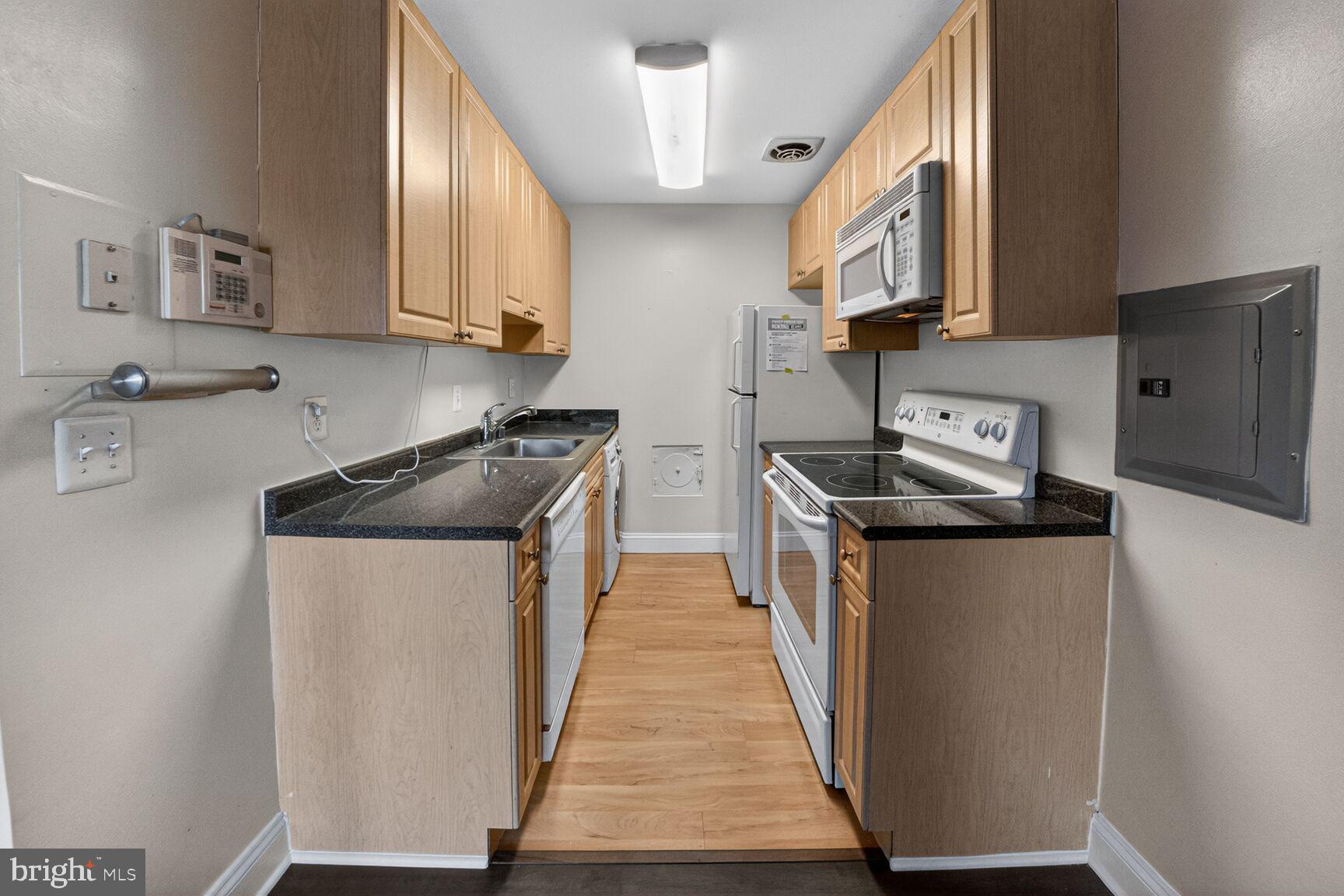 THE FAIRMONT 5601 CONDO - Residential