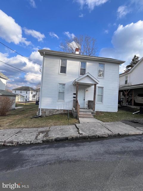 24 HILL STREET FROSTBURG MD 21532
