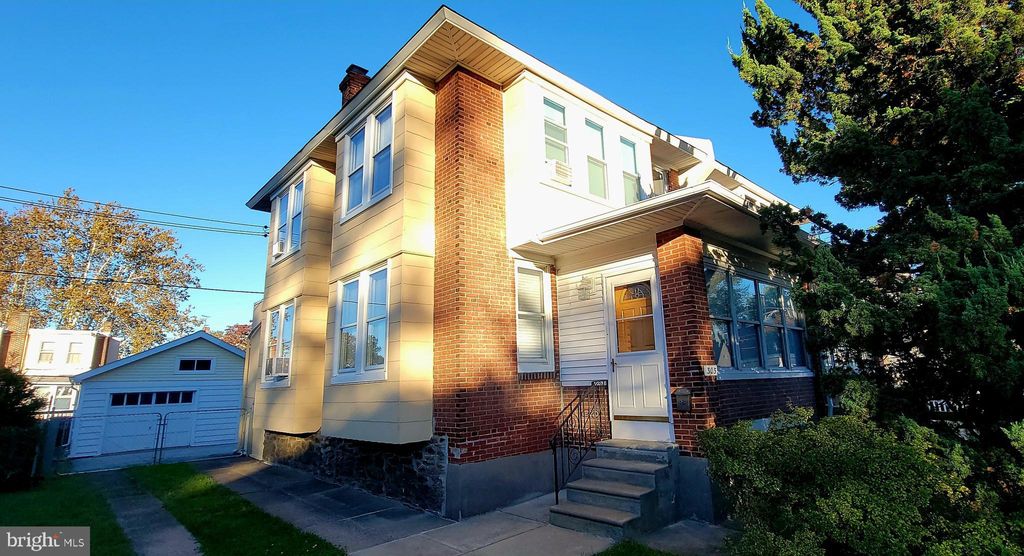 Photo of 305 Friendship Street, PHILADELPHIA, PA 19111 (MLS # PAPH2551568)