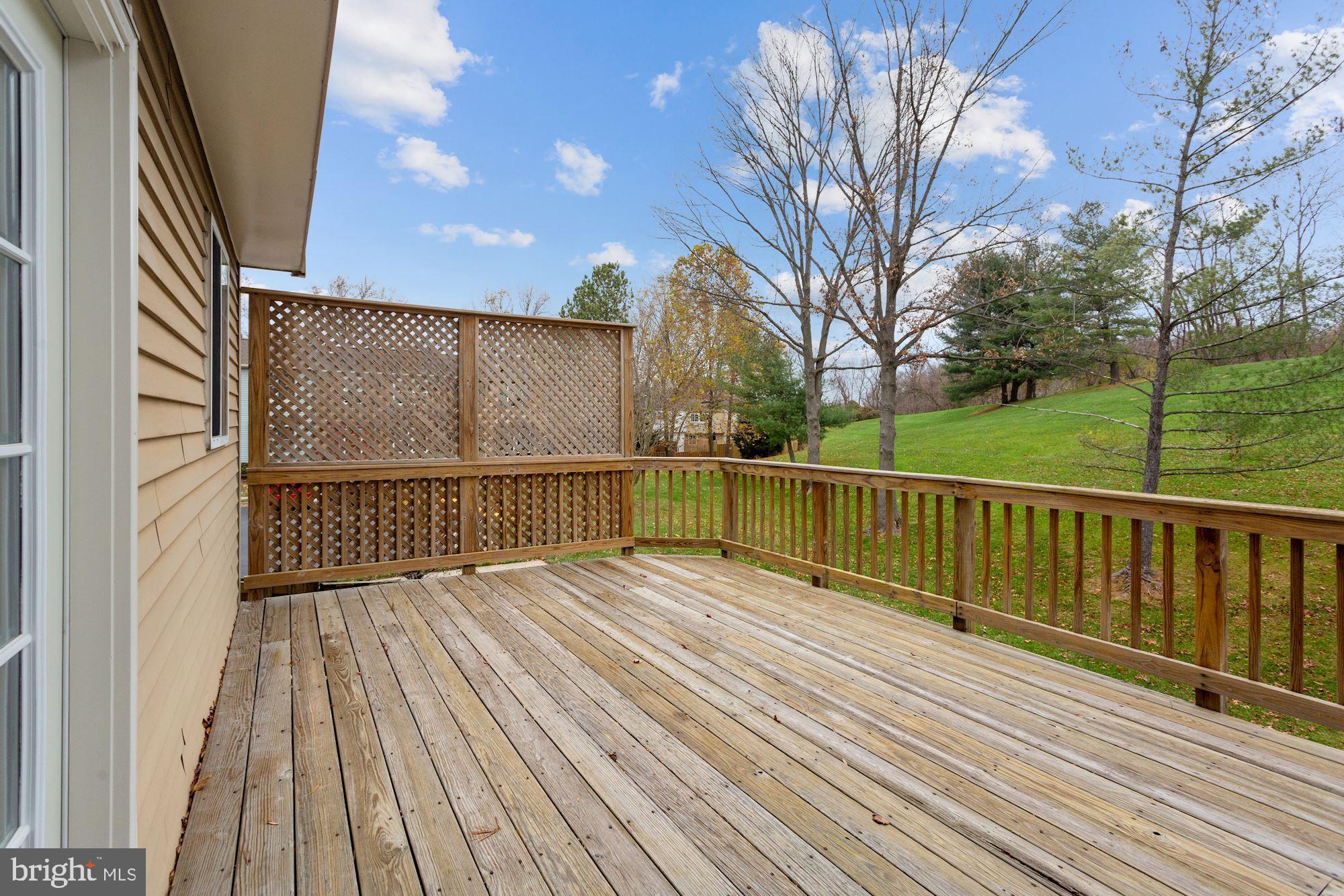 MONTIVIDEO SQUARE - Residential Lease