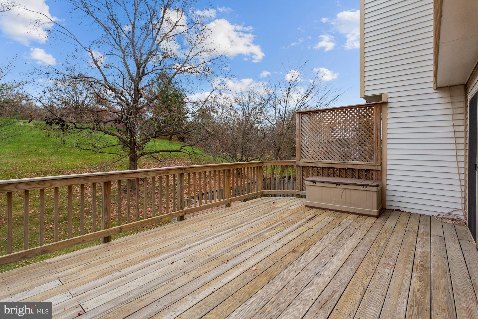 MONTIVIDEO SQUARE - Residential Lease