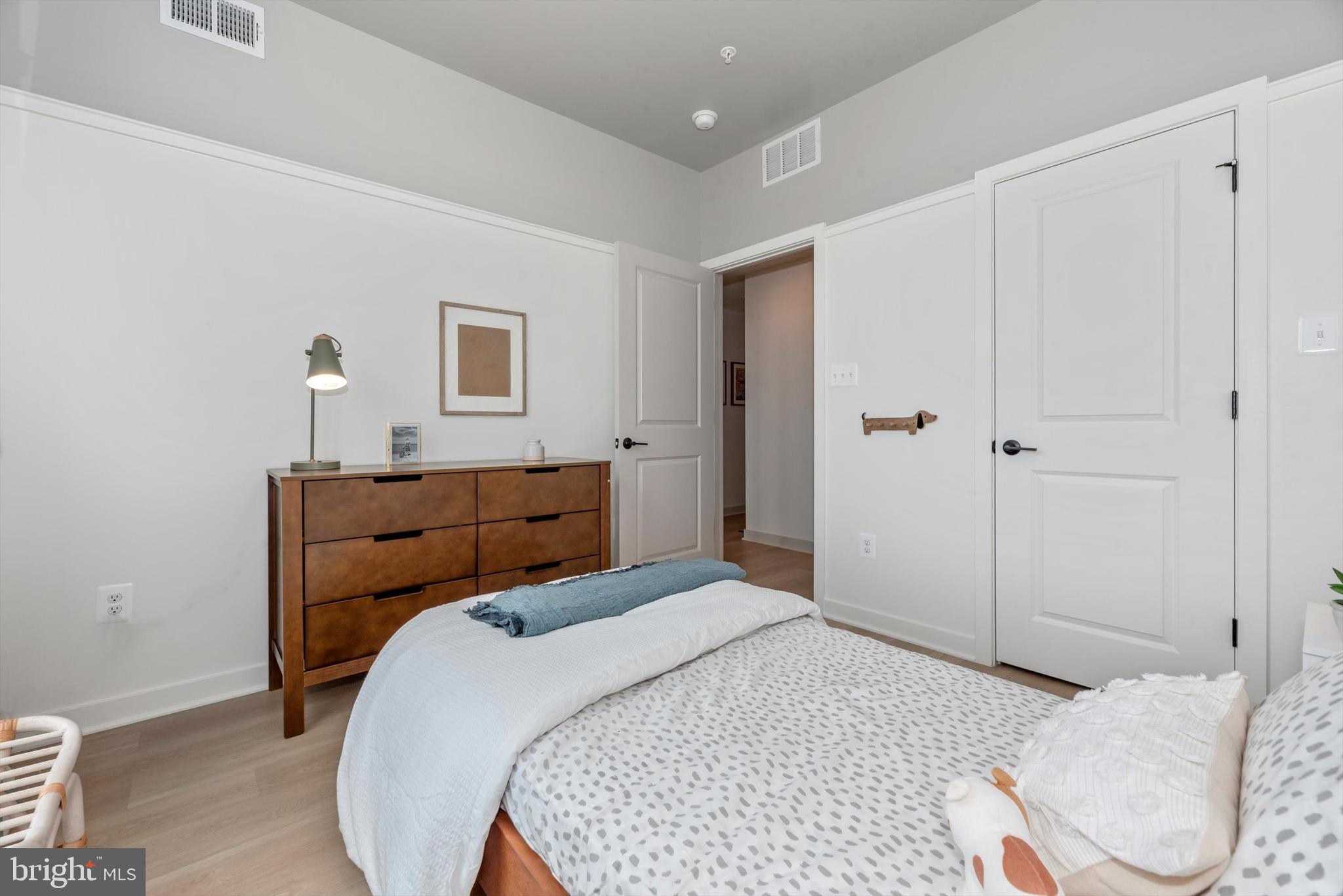 GAMBRILL GLENN - Residential