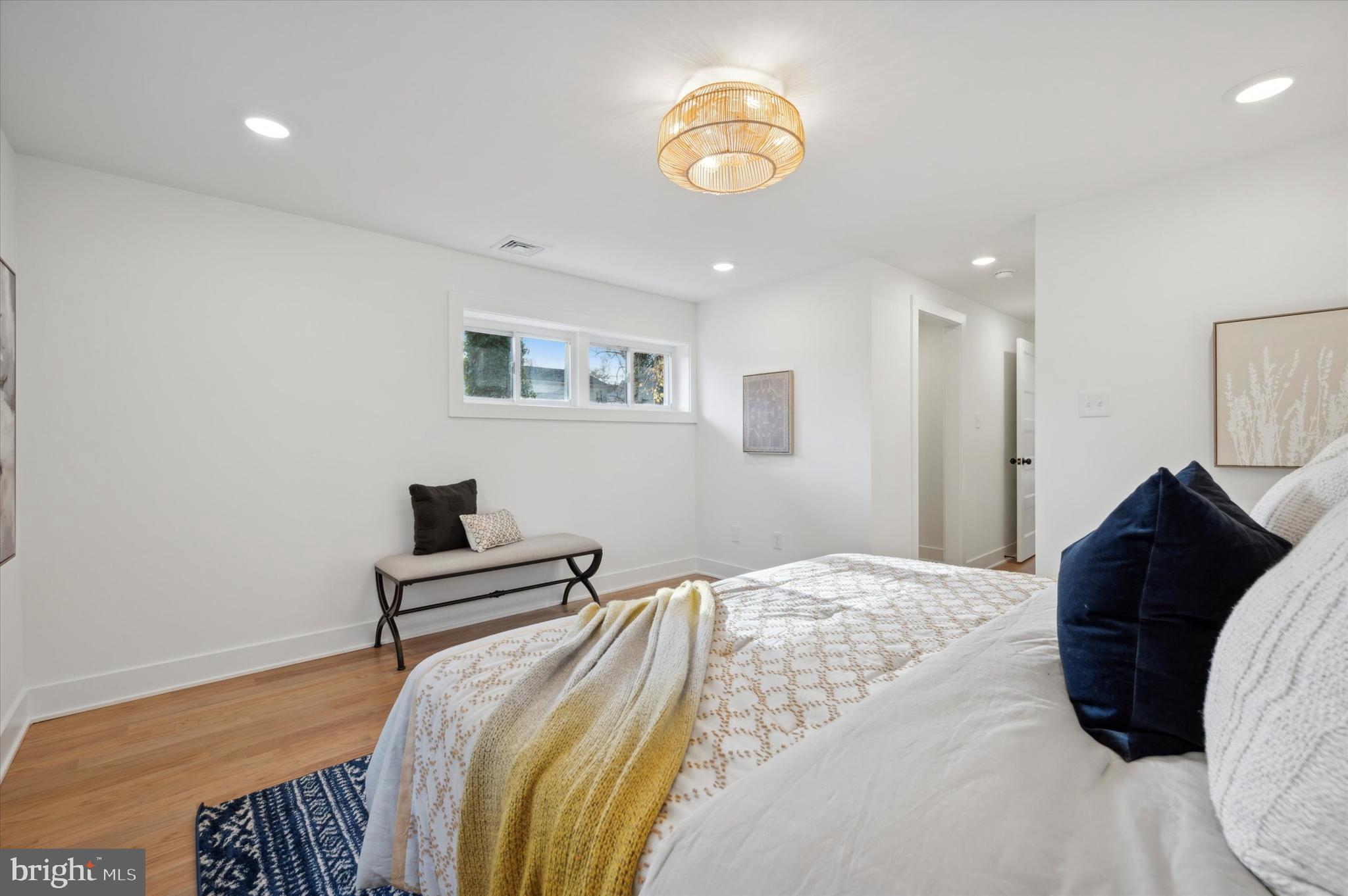 LAFAYETTE HILL - Residential