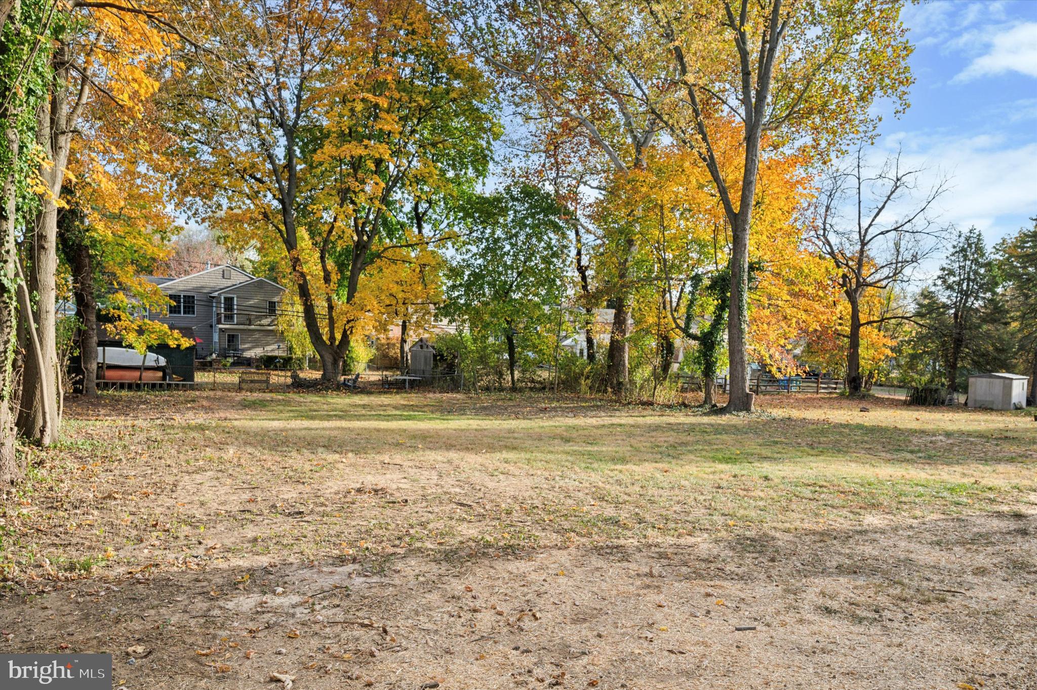 LAFAYETTE HILL - Residential