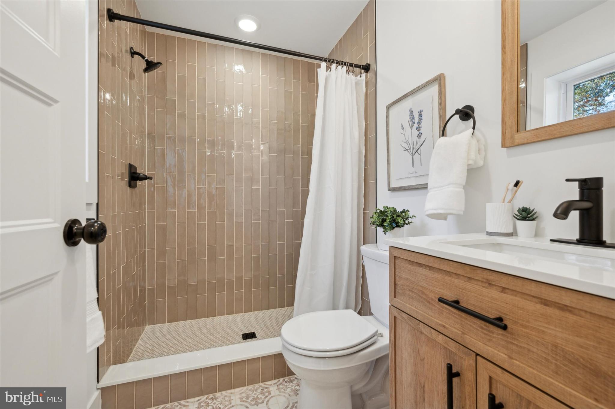 LAFAYETTE HILL - Residential