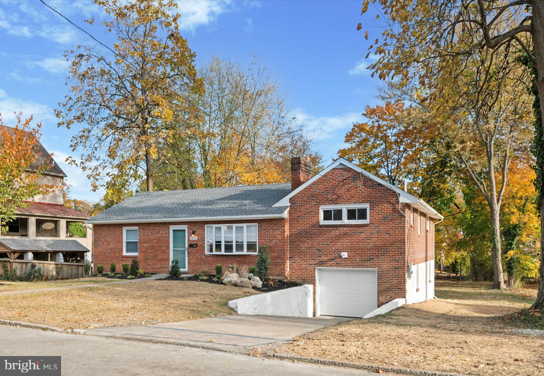 LAFAYETTE HILL - Residential