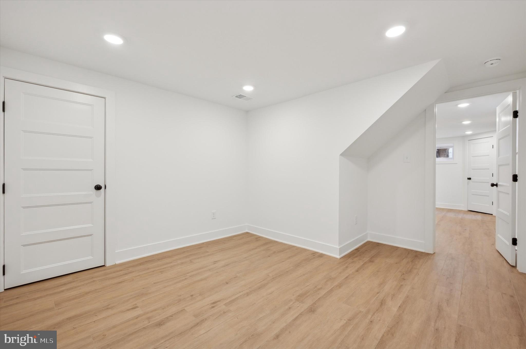 LAFAYETTE HILL - Residential