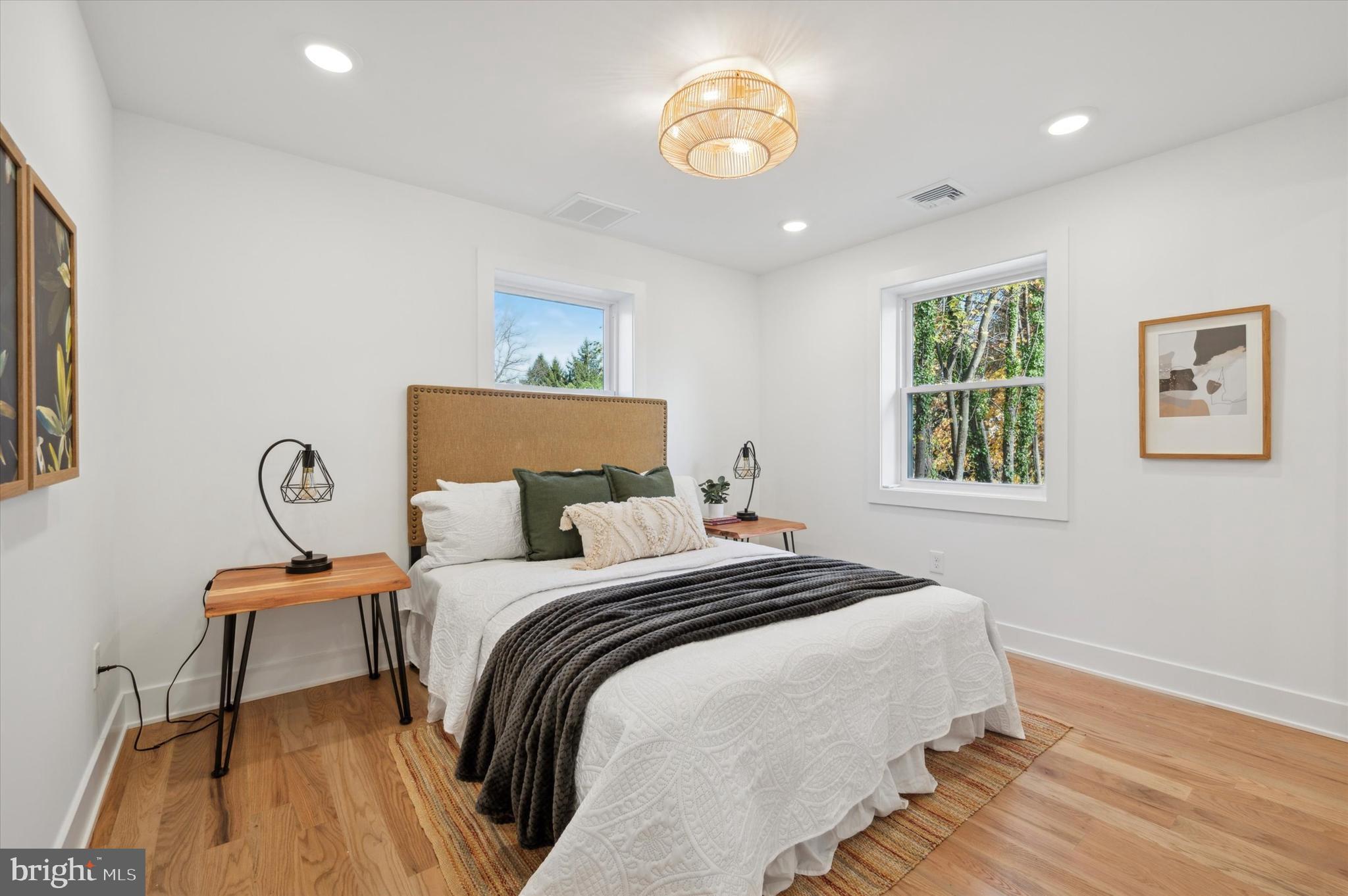 LAFAYETTE HILL - Residential