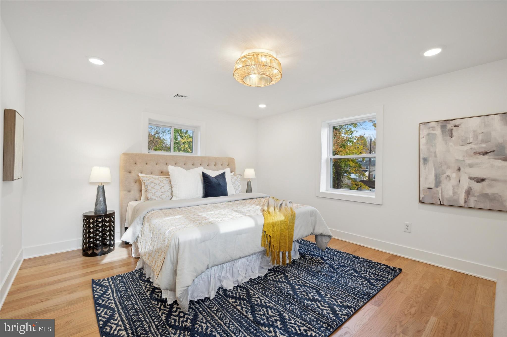 LAFAYETTE HILL - Residential