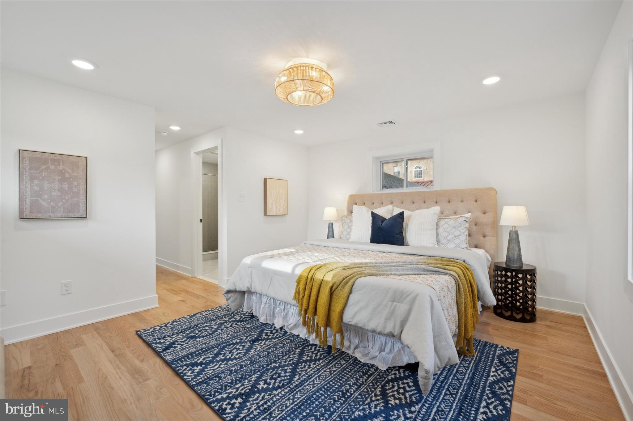 LAFAYETTE HILL - Residential