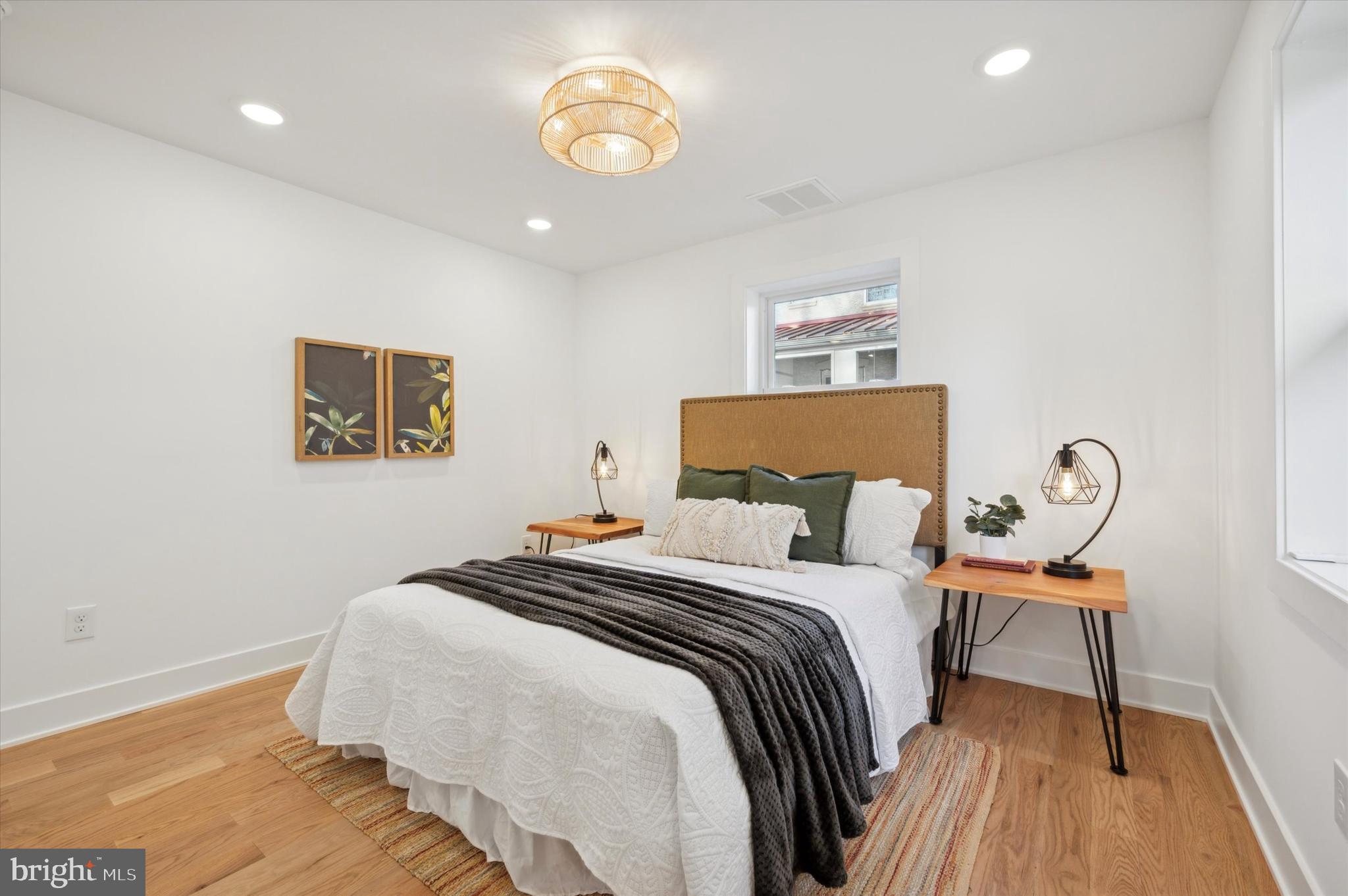 LAFAYETTE HILL - Residential