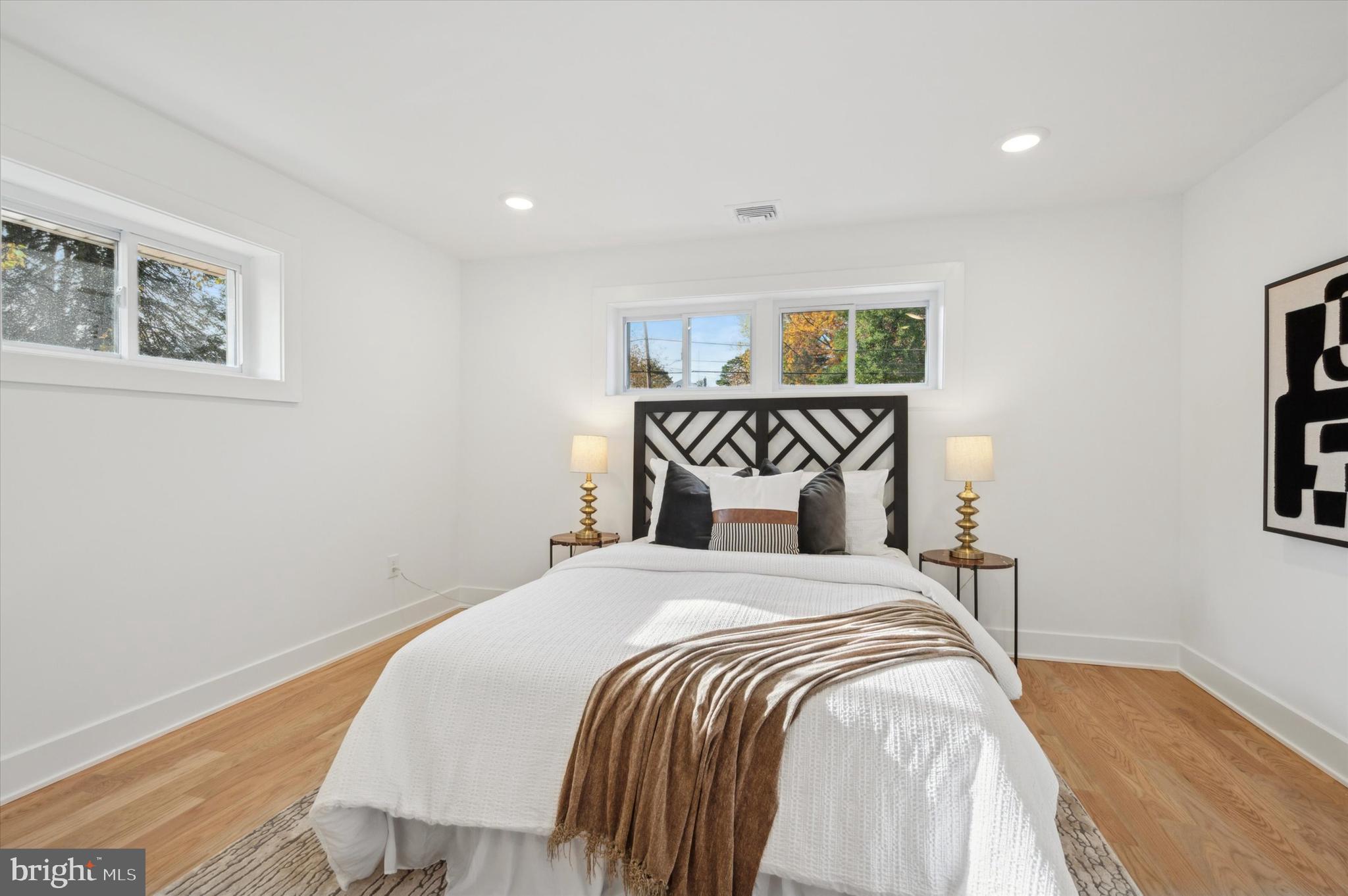 LAFAYETTE HILL - Residential