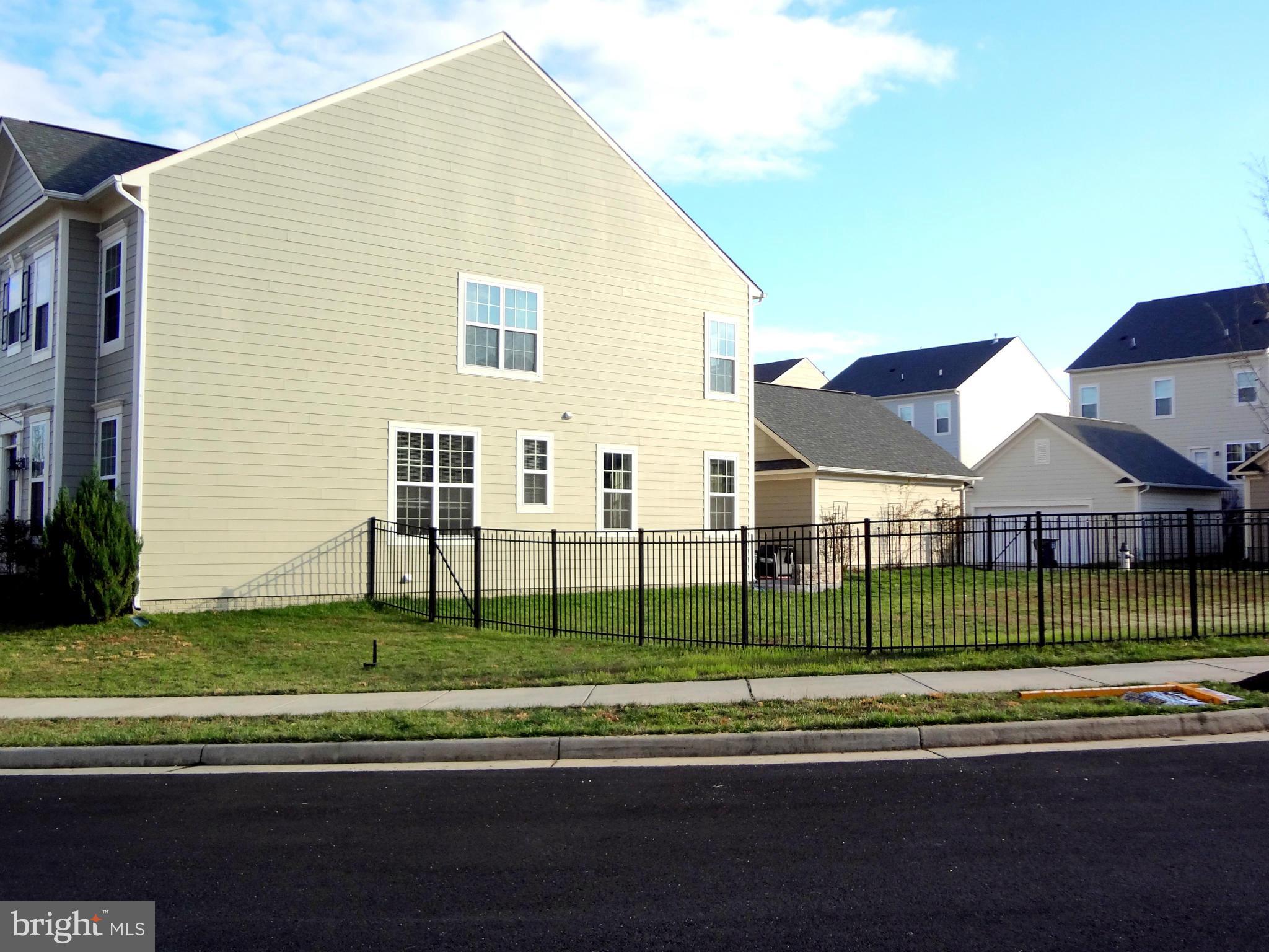 VILLAGE OF IDLEWILD - Residential