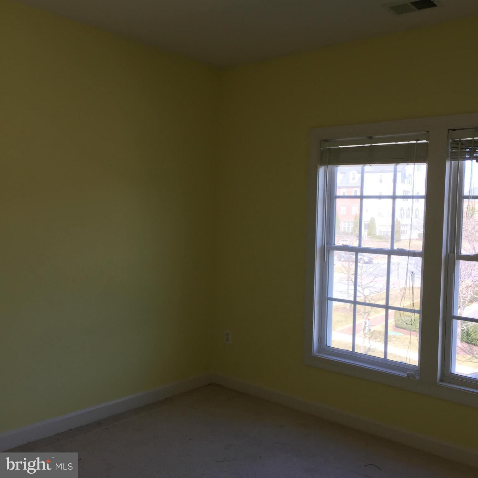 QUINCE ORCHARD PARK - Residential Lease